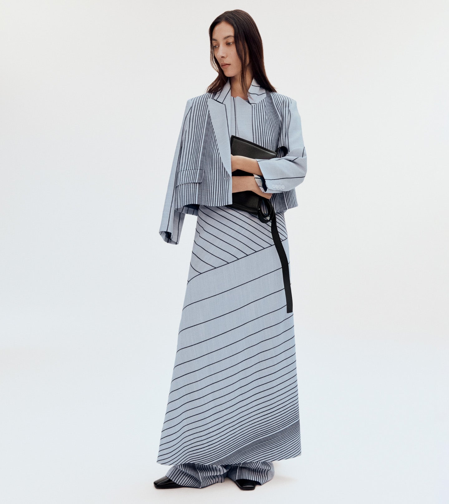 Joseph   AUTUMN WINTER 23  柚香光　写真集　BLACK Joseph AUTUMN WINTER 23 柚香光 写真集 BLACK