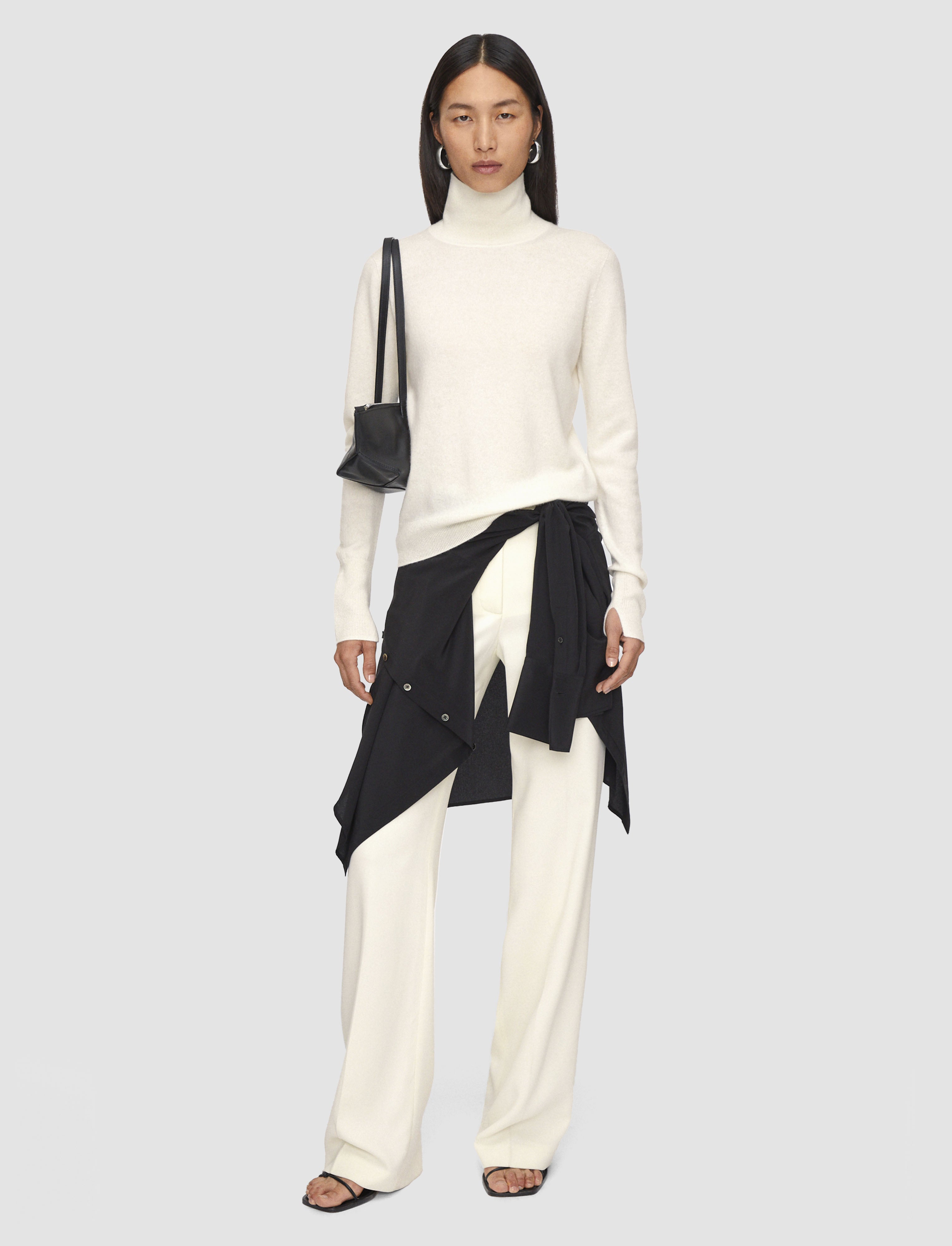 white-pull-col-montant-en-pur-cachemire-leger-JOSEPH