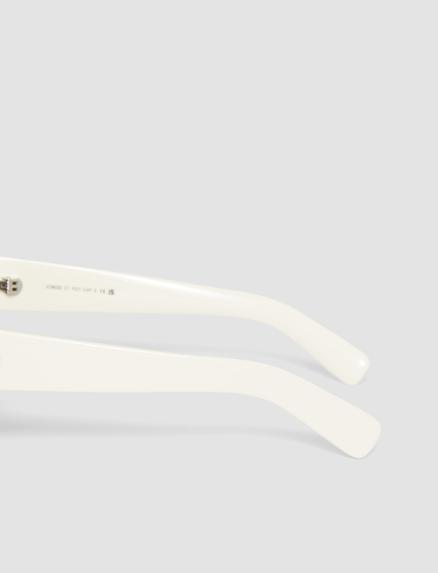 blanc-lunettes-de-soleil-rondes-JOSEPH