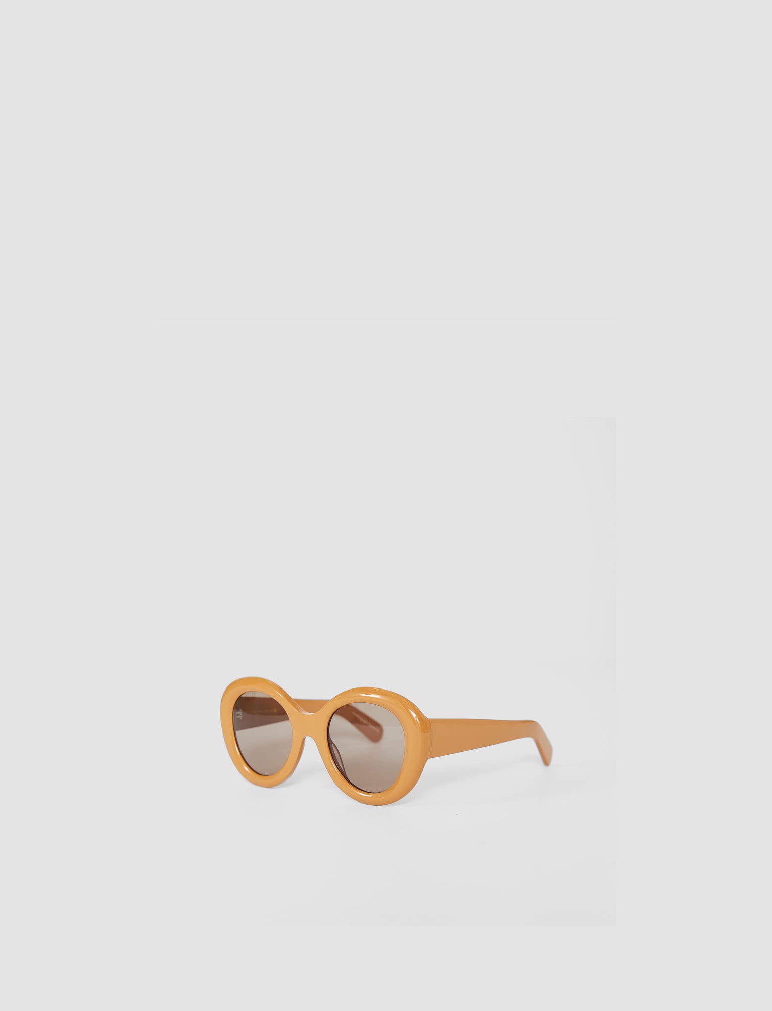 beige-round-sunglasses-JOSEPH