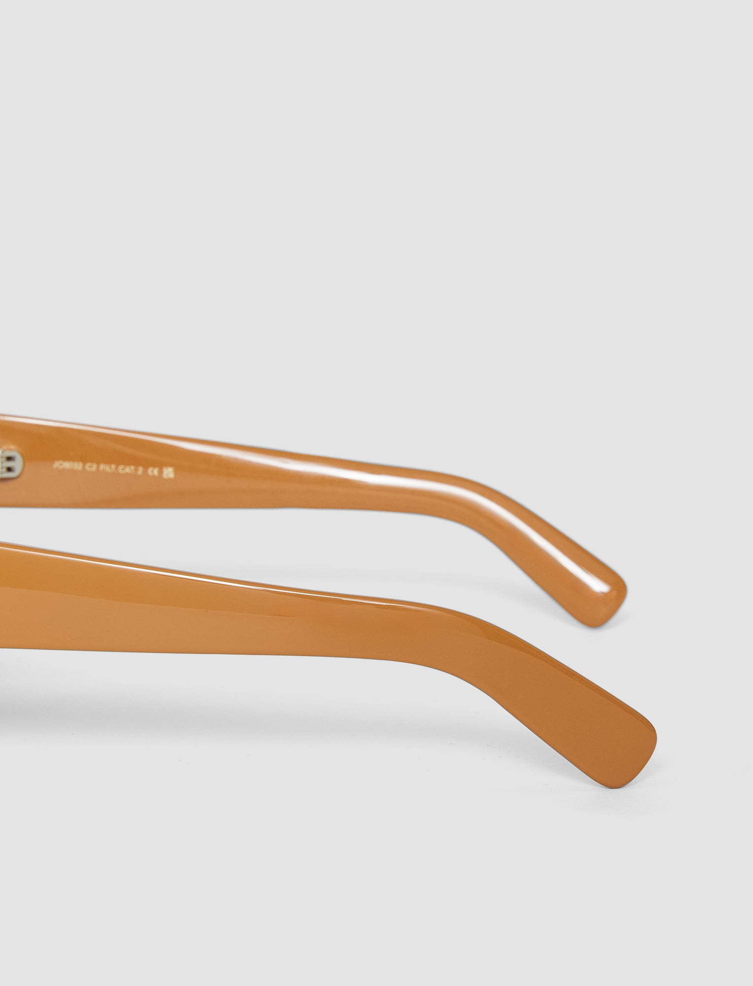 beige-round-sunglasses-JOSEPH