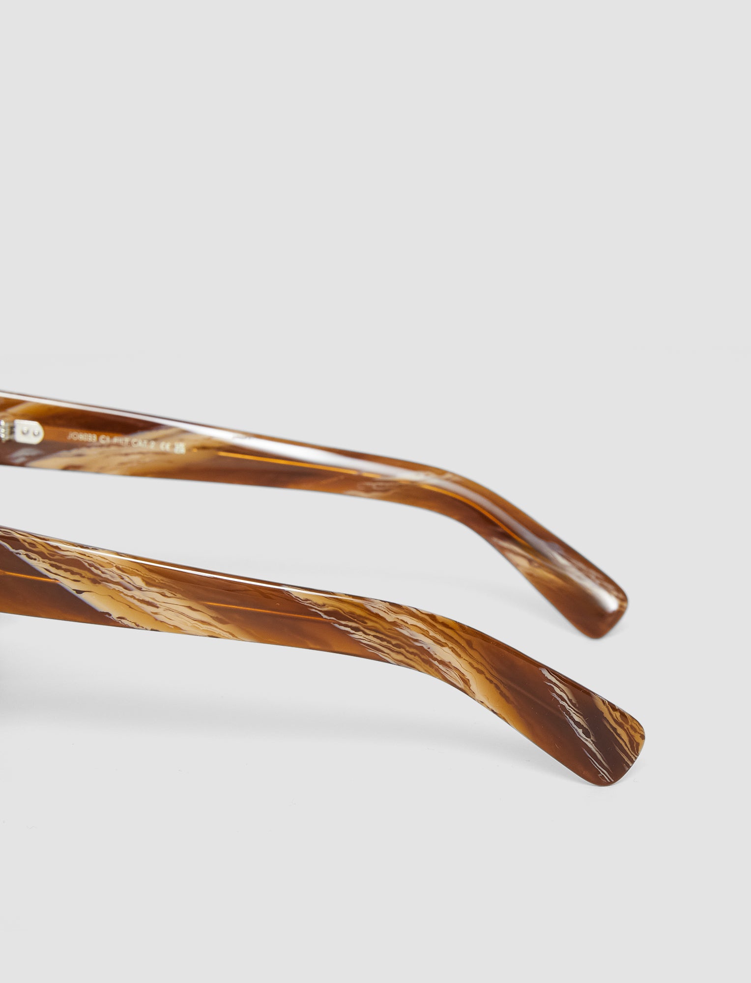 beige-lunettes-de-soleil-carrees-JOSEPH