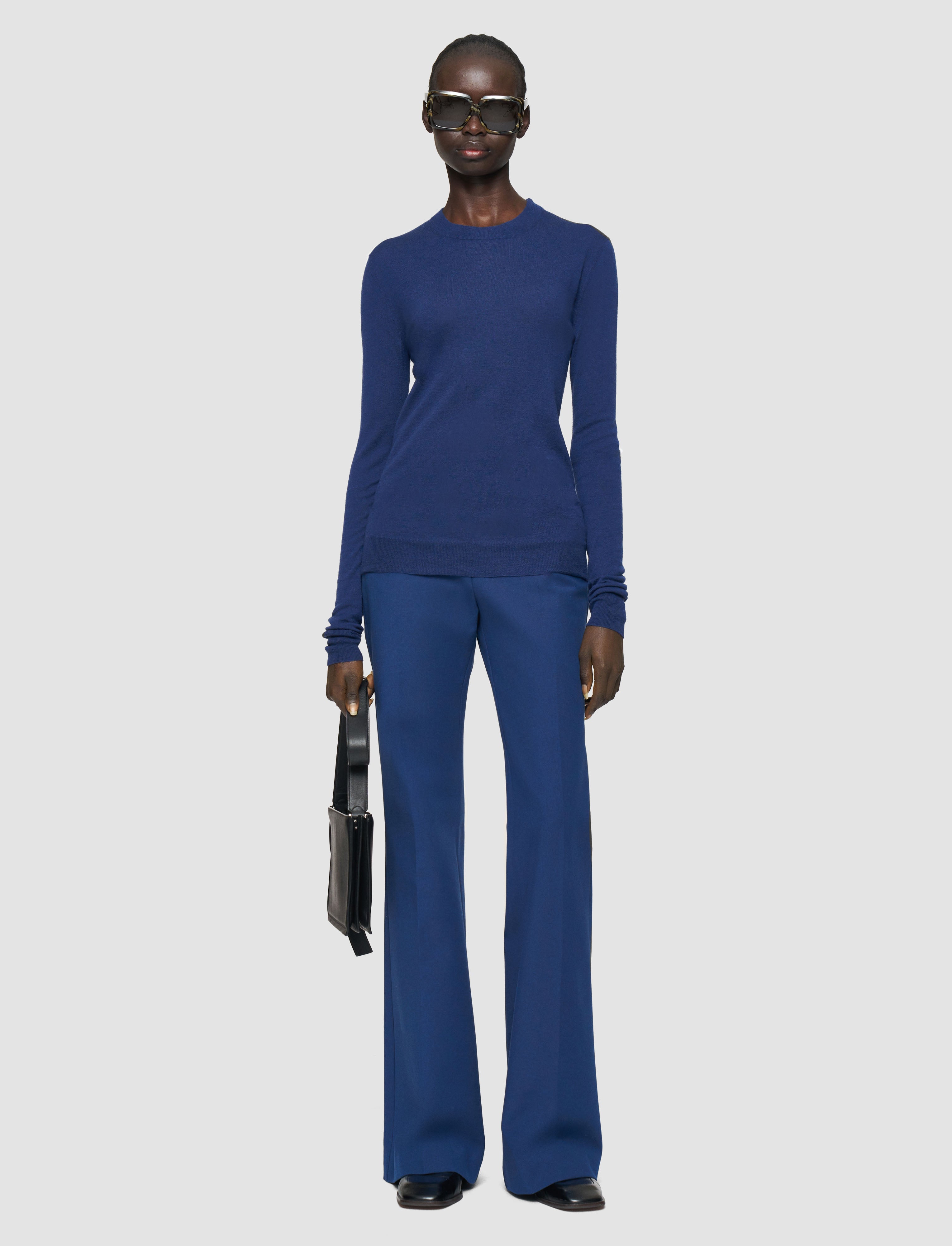 bleu-pull-col-rond-en-cashair-JOSEPH
