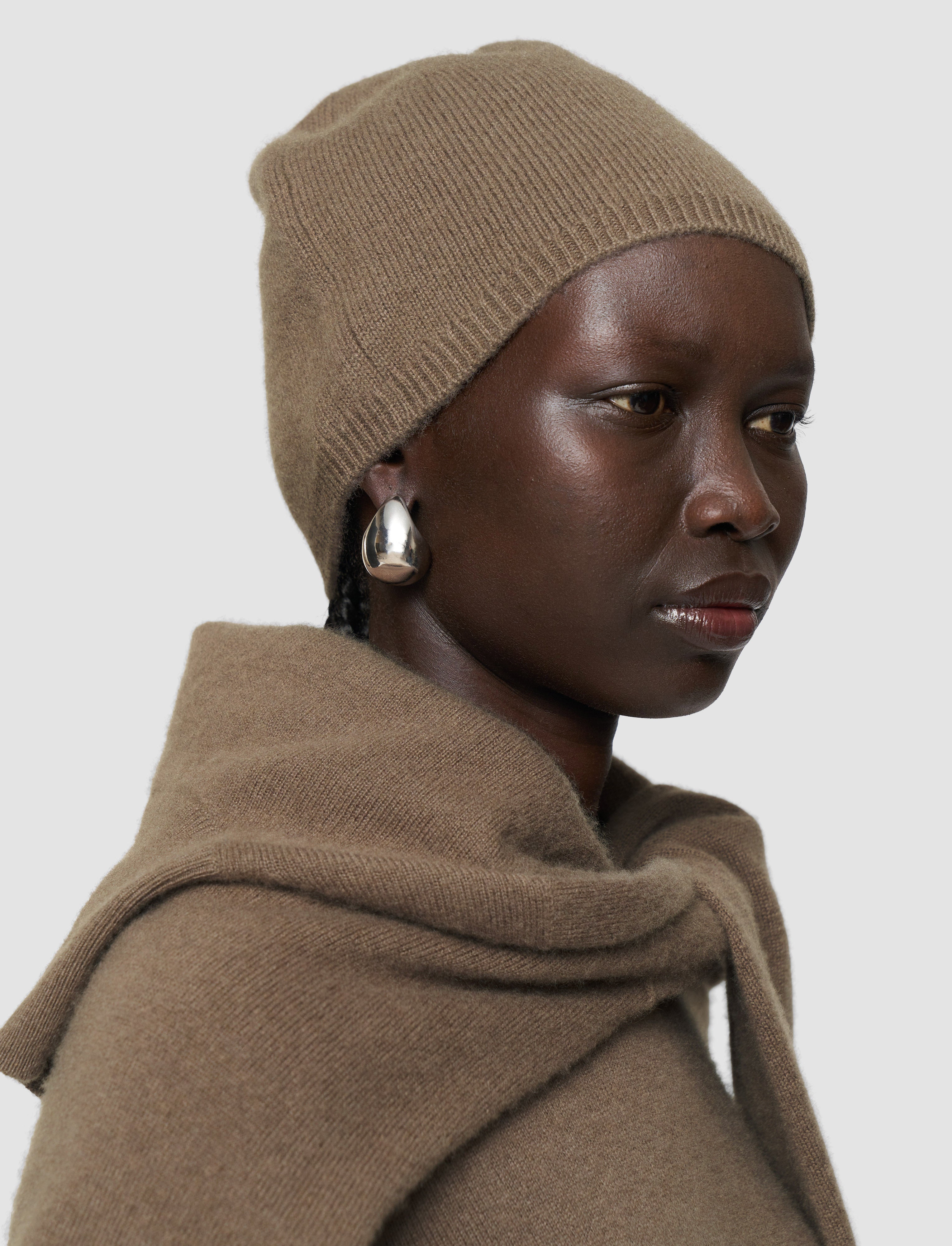 marron-bonnet-en-pur-cachemire-leger-JOSEPH