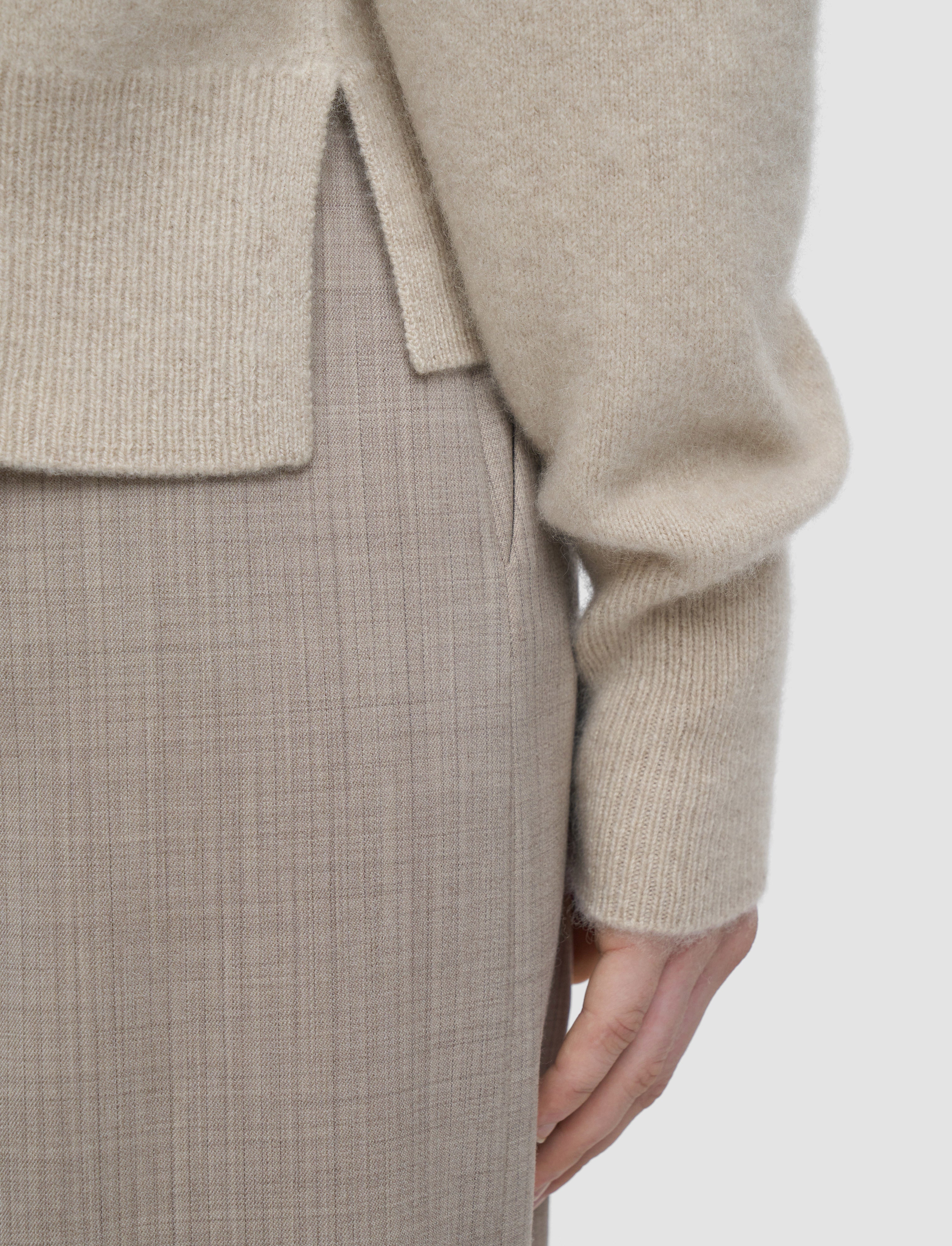 beige-pull-col-rond-en-cachemire-brosse-JOSEPH