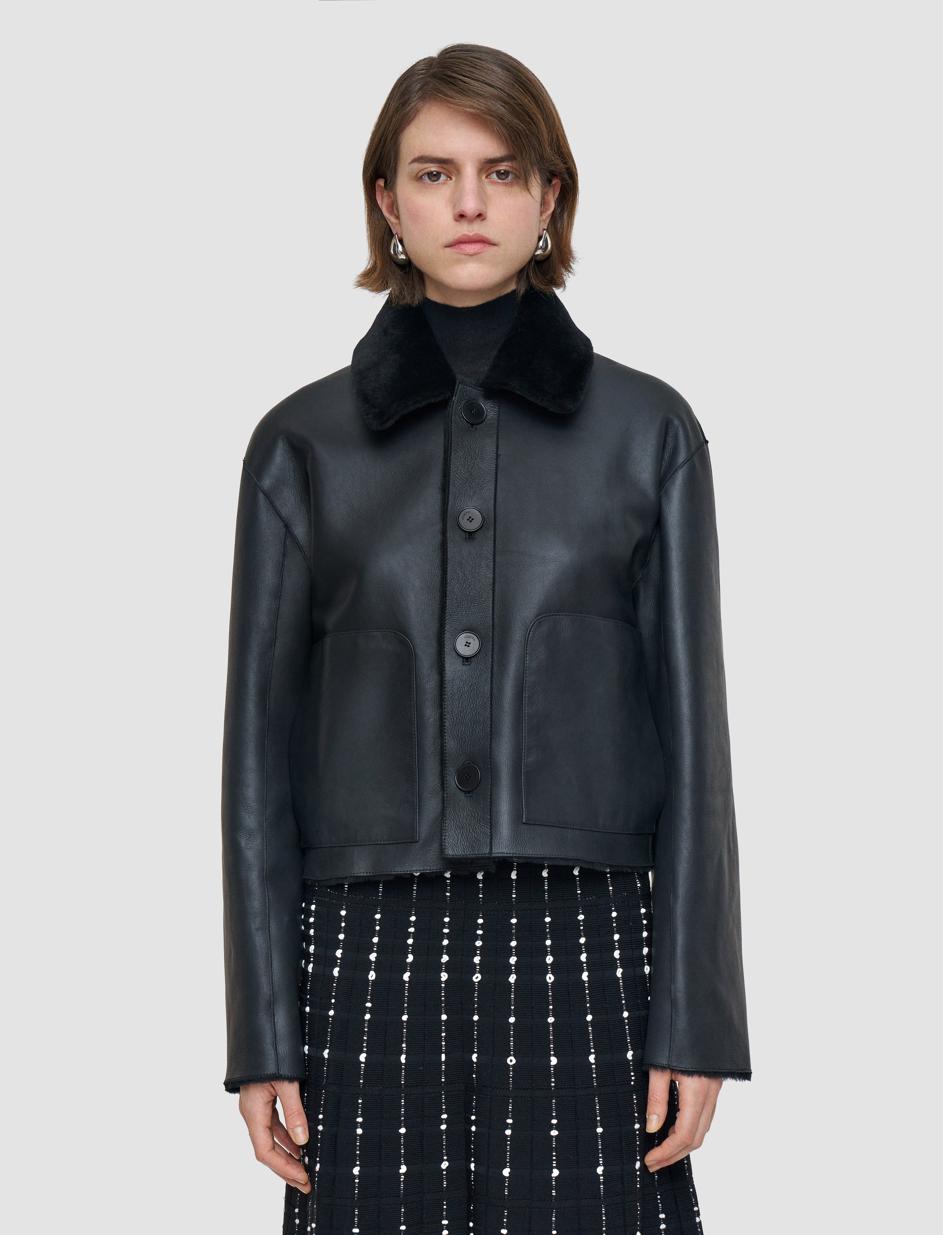 noir-veste-alloway-reversible-en-peau-lainee-douce-JOSEPH