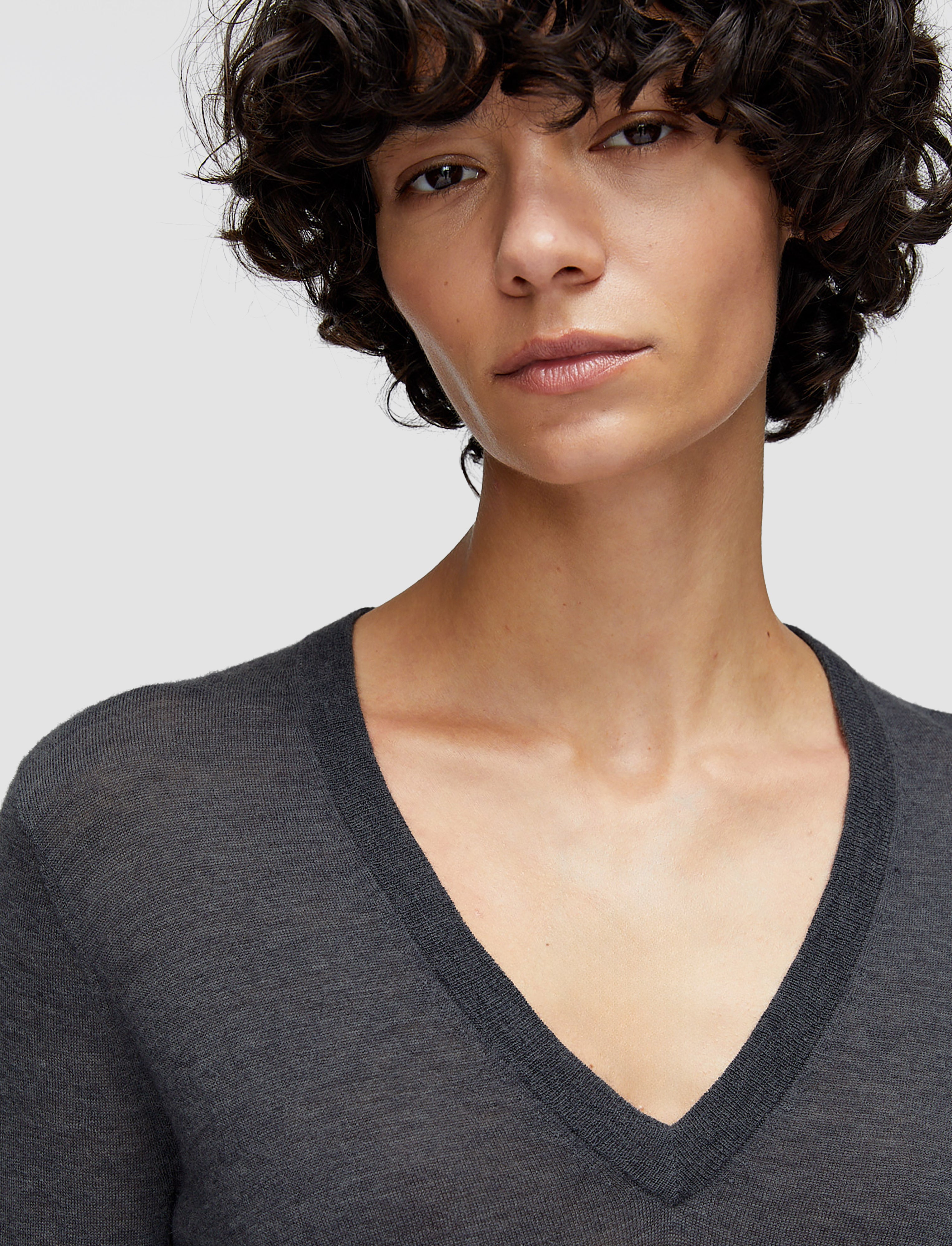 grey-cashair-v-neck-jumper-JOSEPH