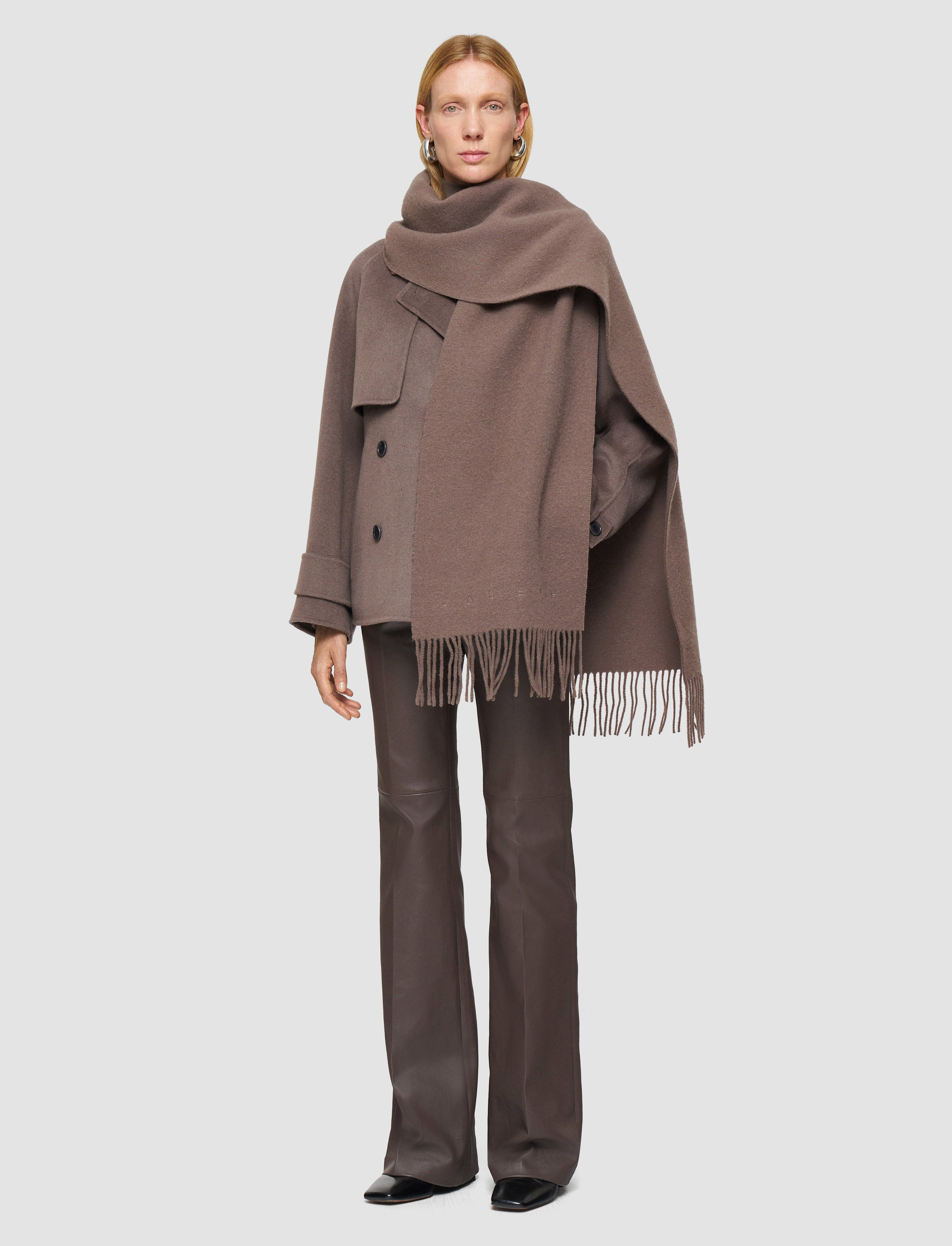 marron-echarpe-cecile-en-laine-JOSEPH