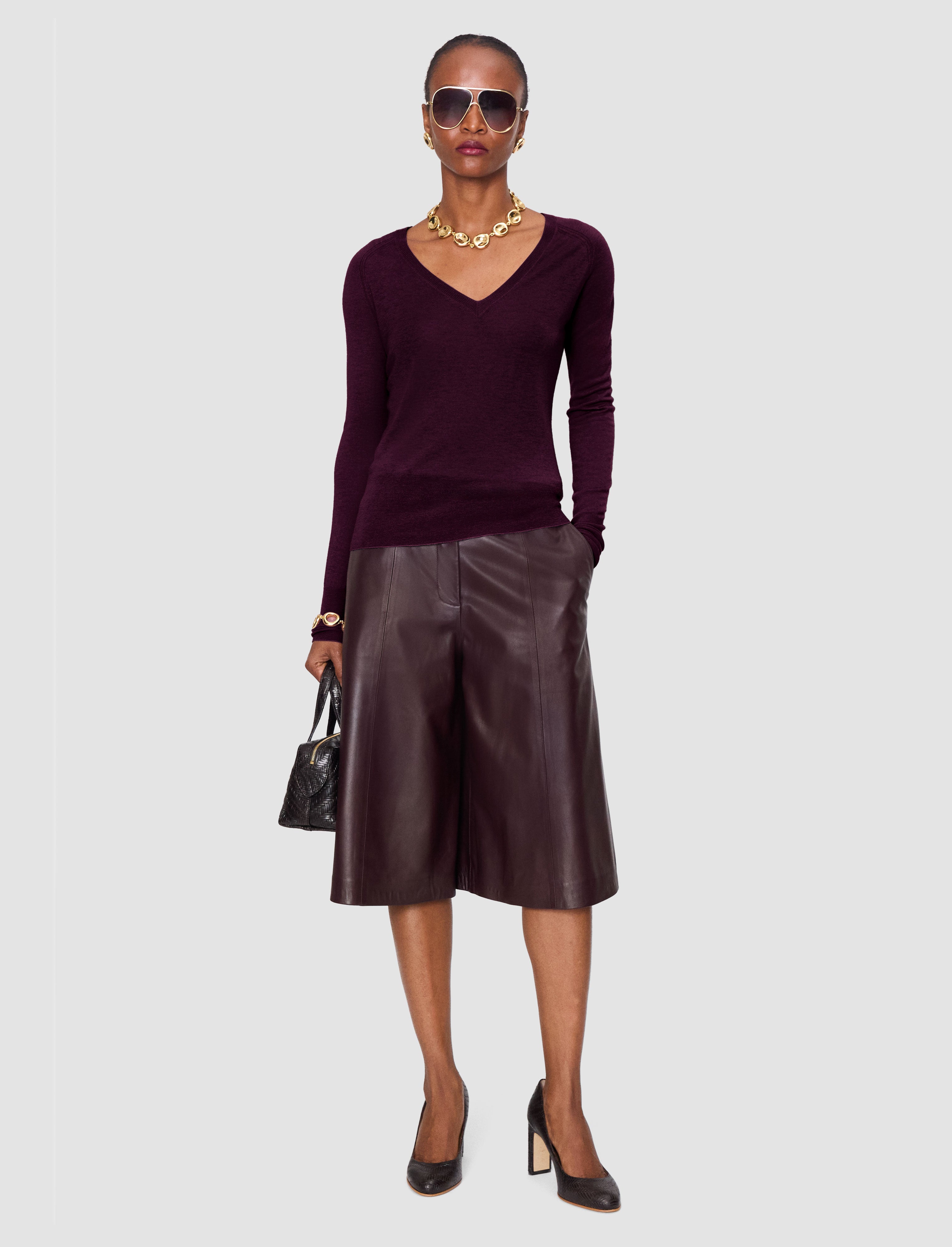Cetus Cashair V Neck Jumper in Purple | JOSEPH AT