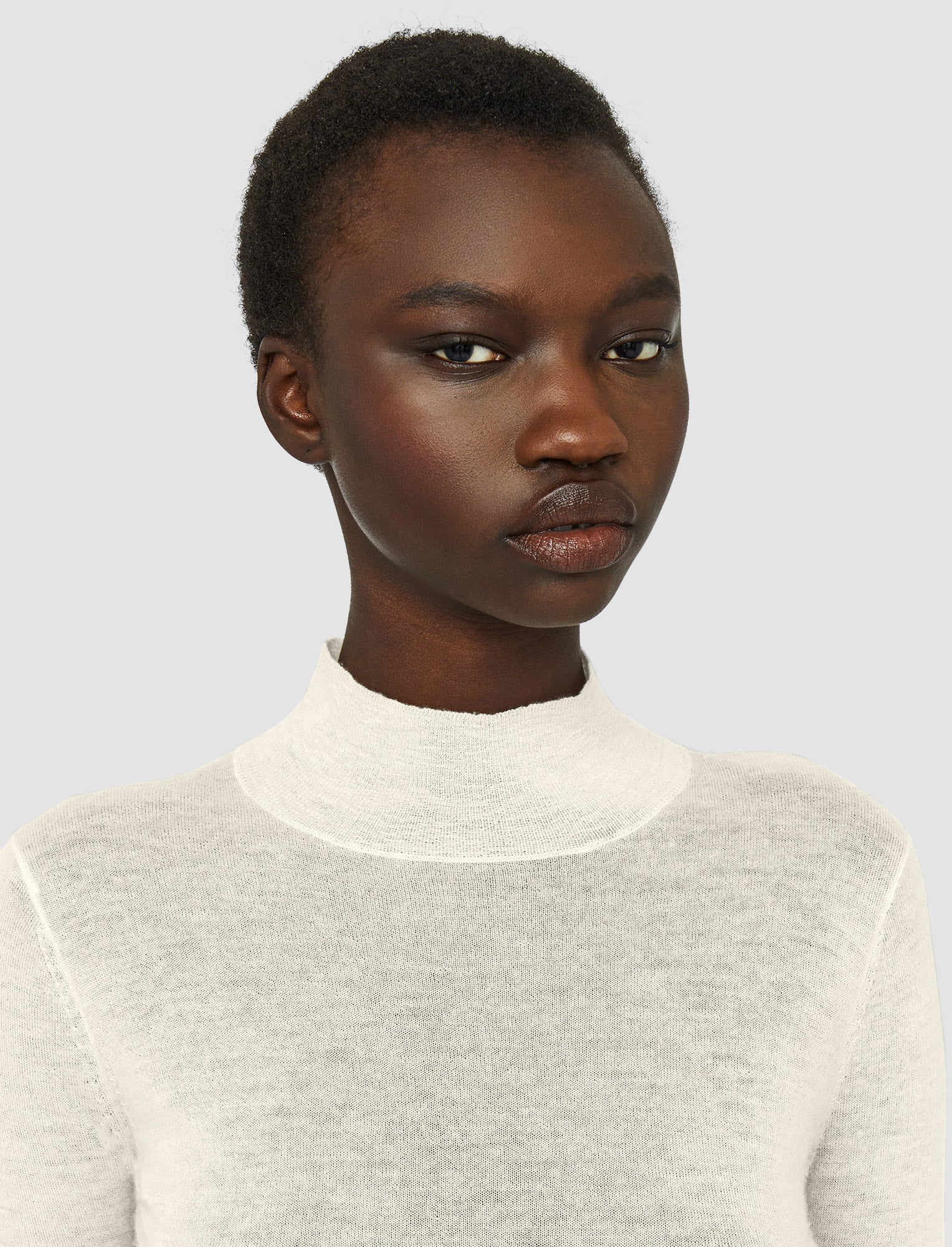 blanc-pull-col-montant-en-cashair-JOSEPH