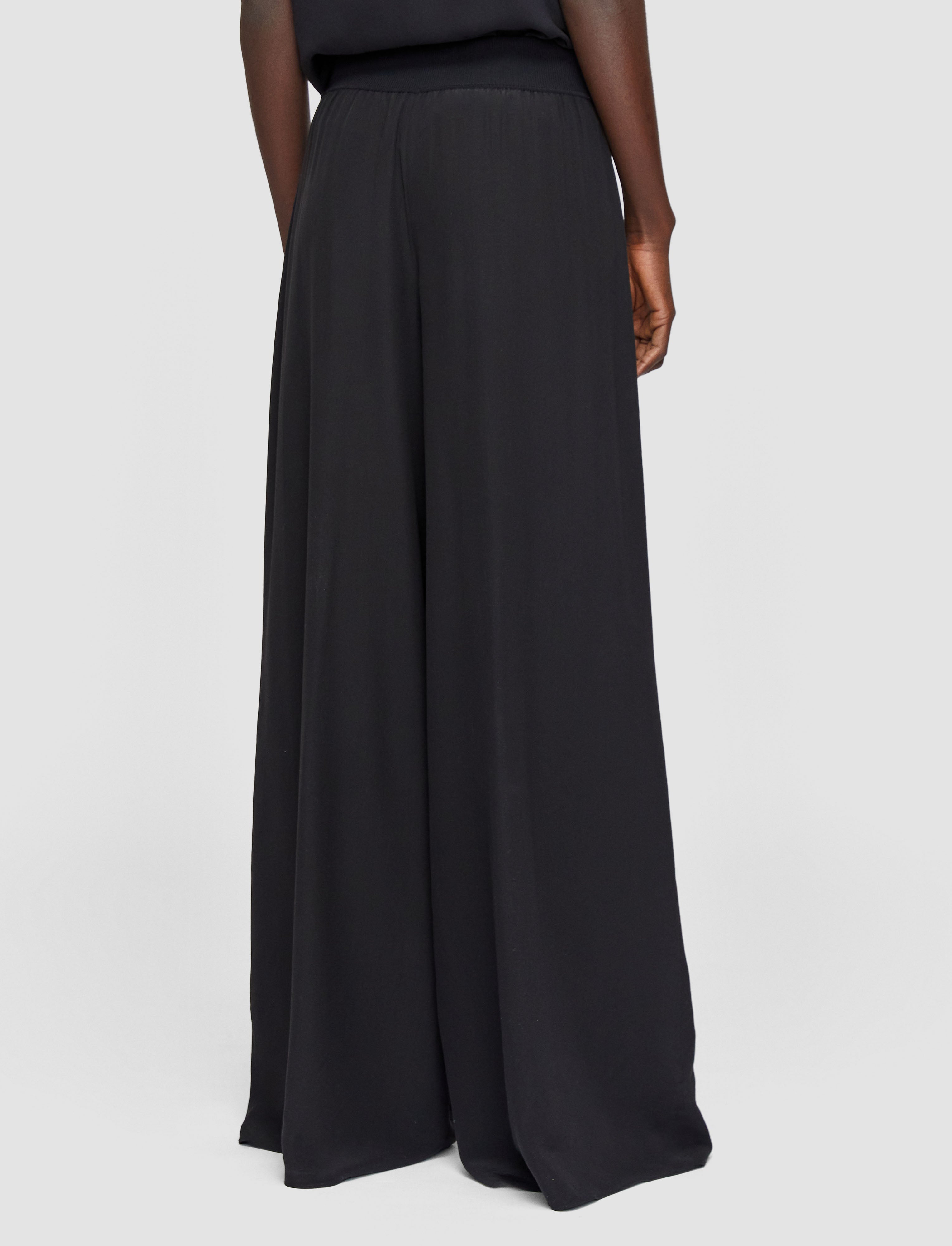 black-hulin-crepe-de-soie-silk-trousers-JOSEPH