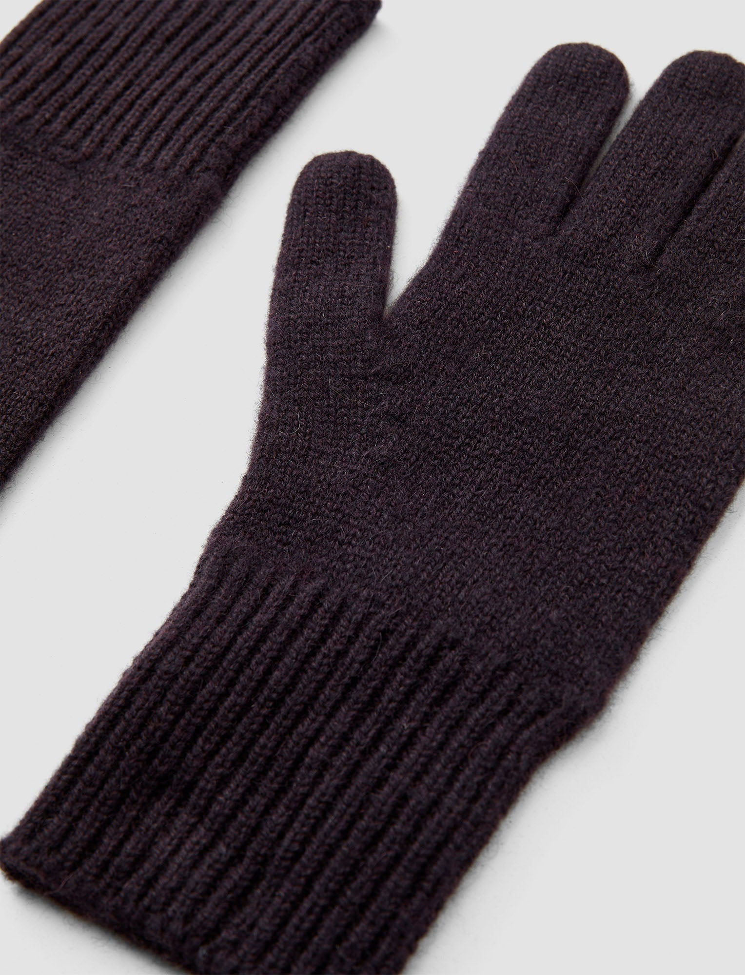 purple-luxe-cashmere-gloves-JOSEPH
