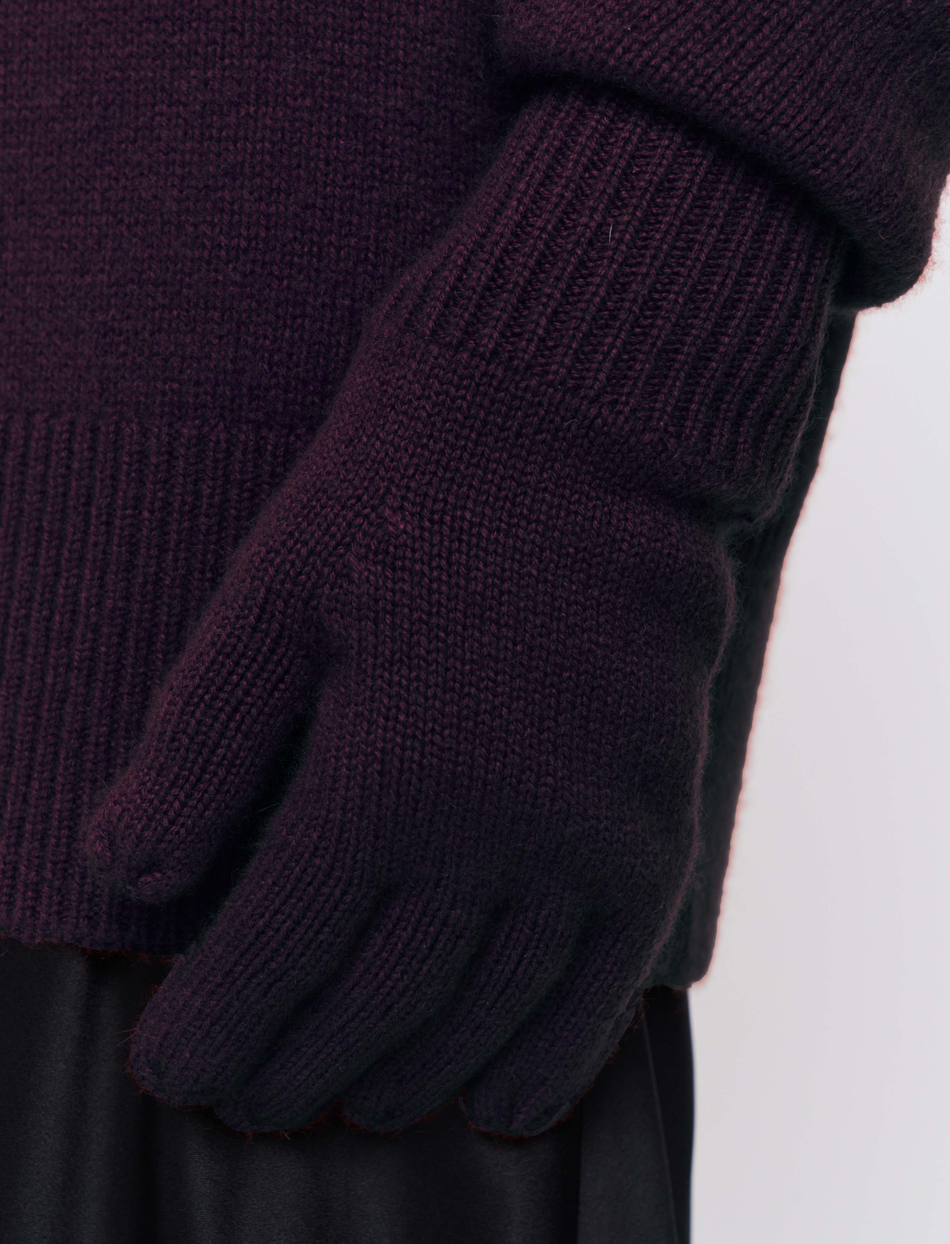 purple-luxe-cashmere-gloves-JOSEPH