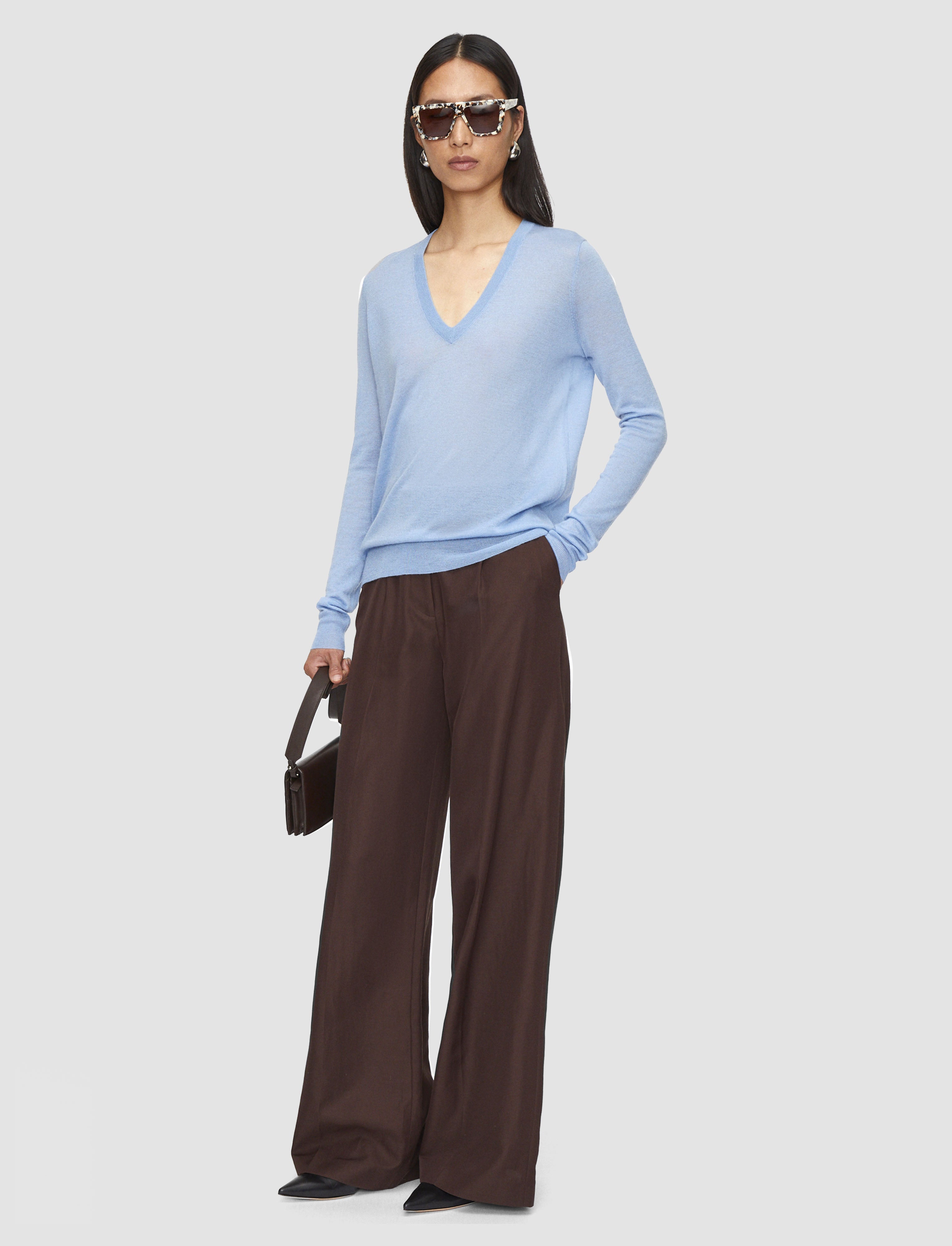 bleu-pull-col-v-en-cashair-JOSEPH