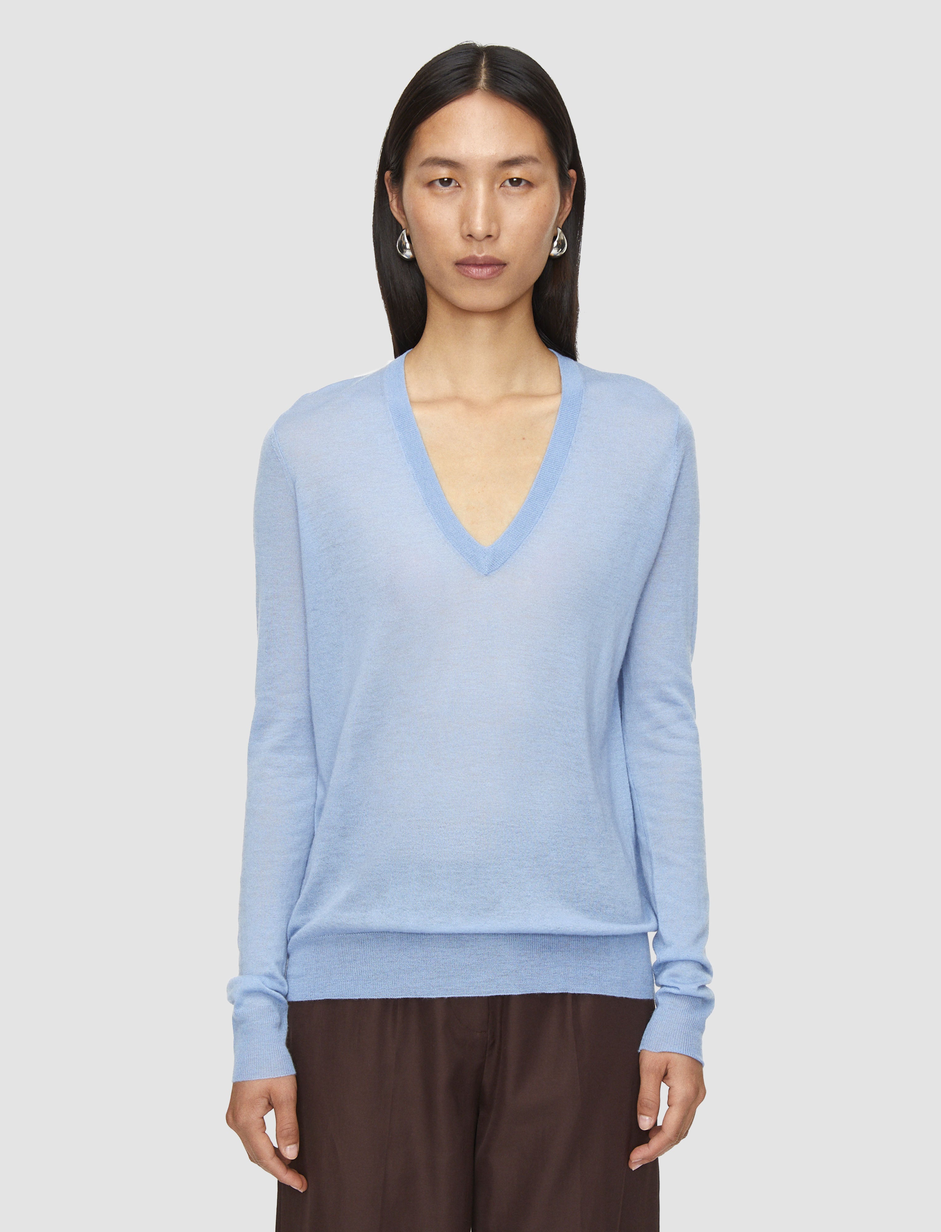 bleu-pull-col-v-en-cashair-JOSEPH