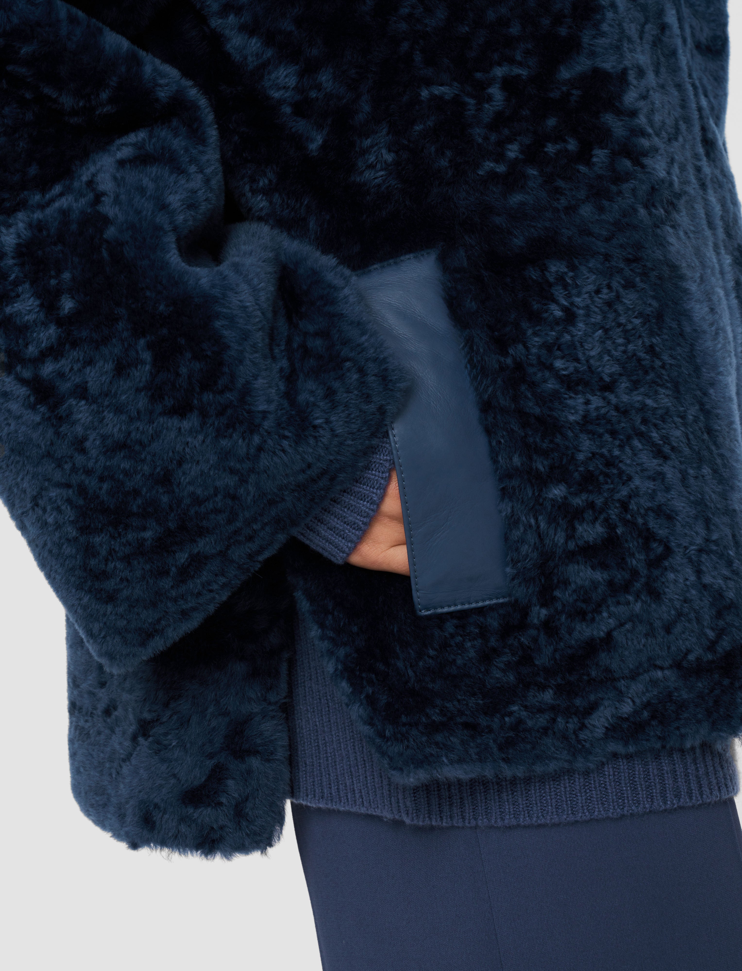 青-cosser-reversible-shearling-コート-JOSEPH