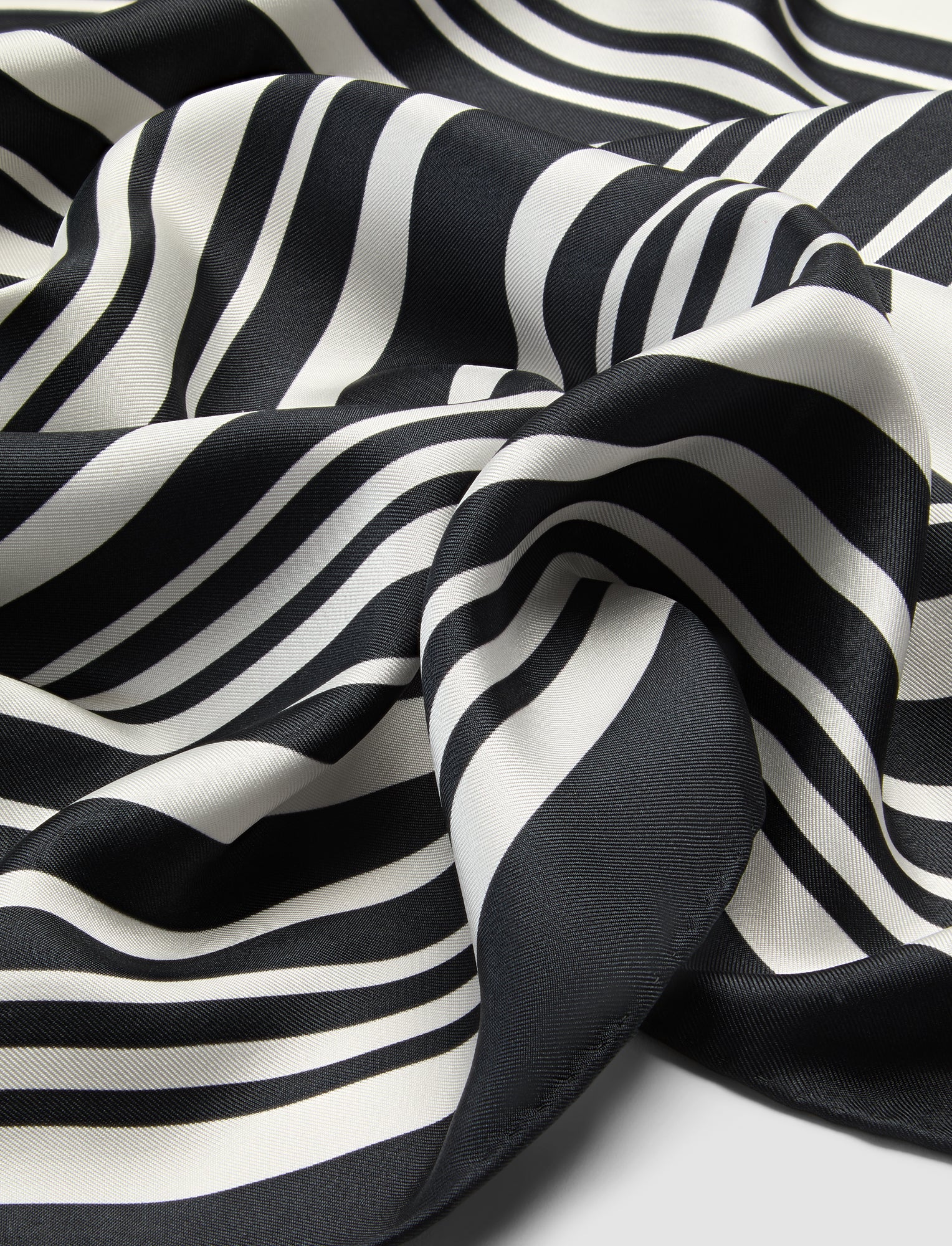 multicolore-foulard-kenza-en-soie-JOSEPH