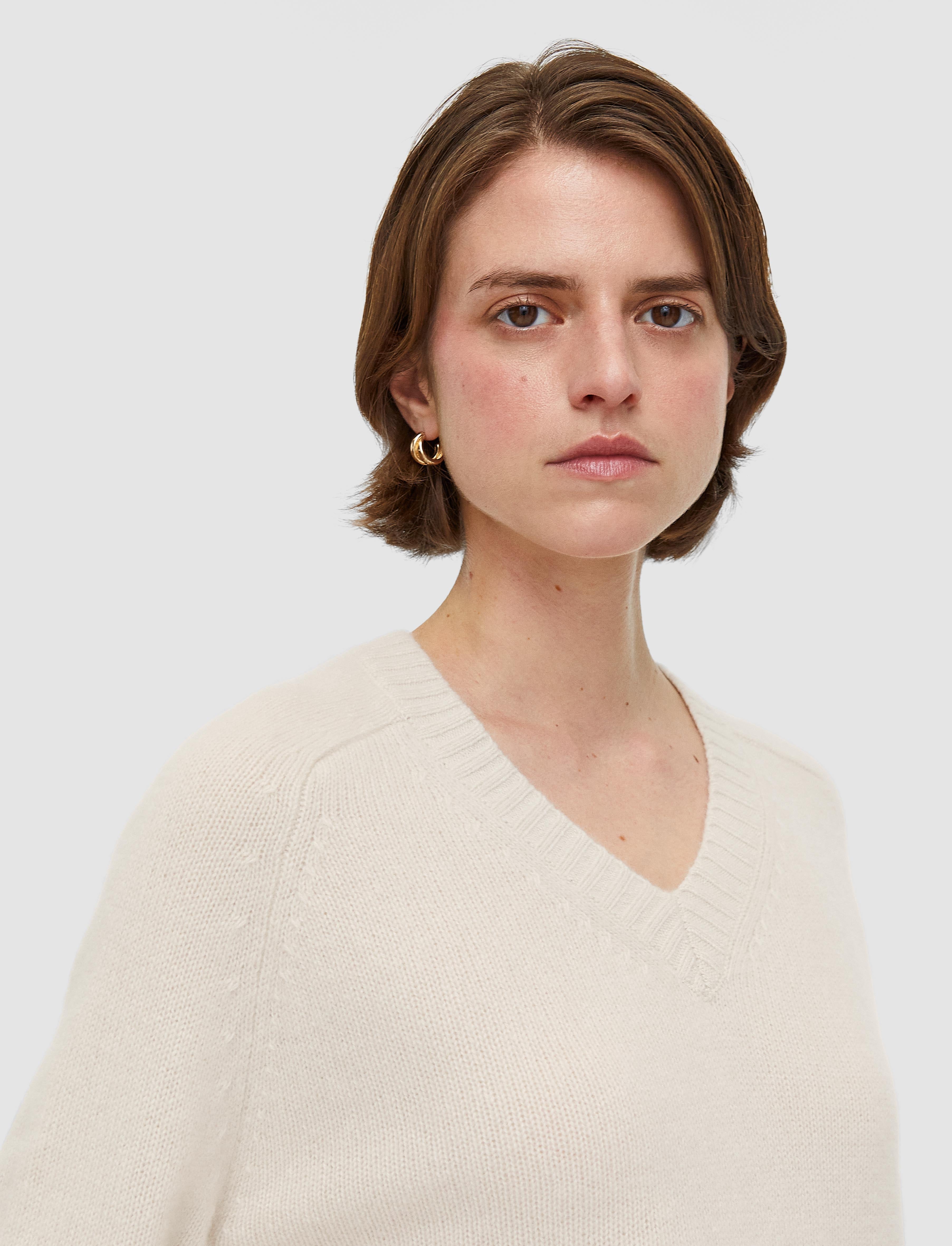 beige-open-cashmere-v-neck-jumper-JOSEPH