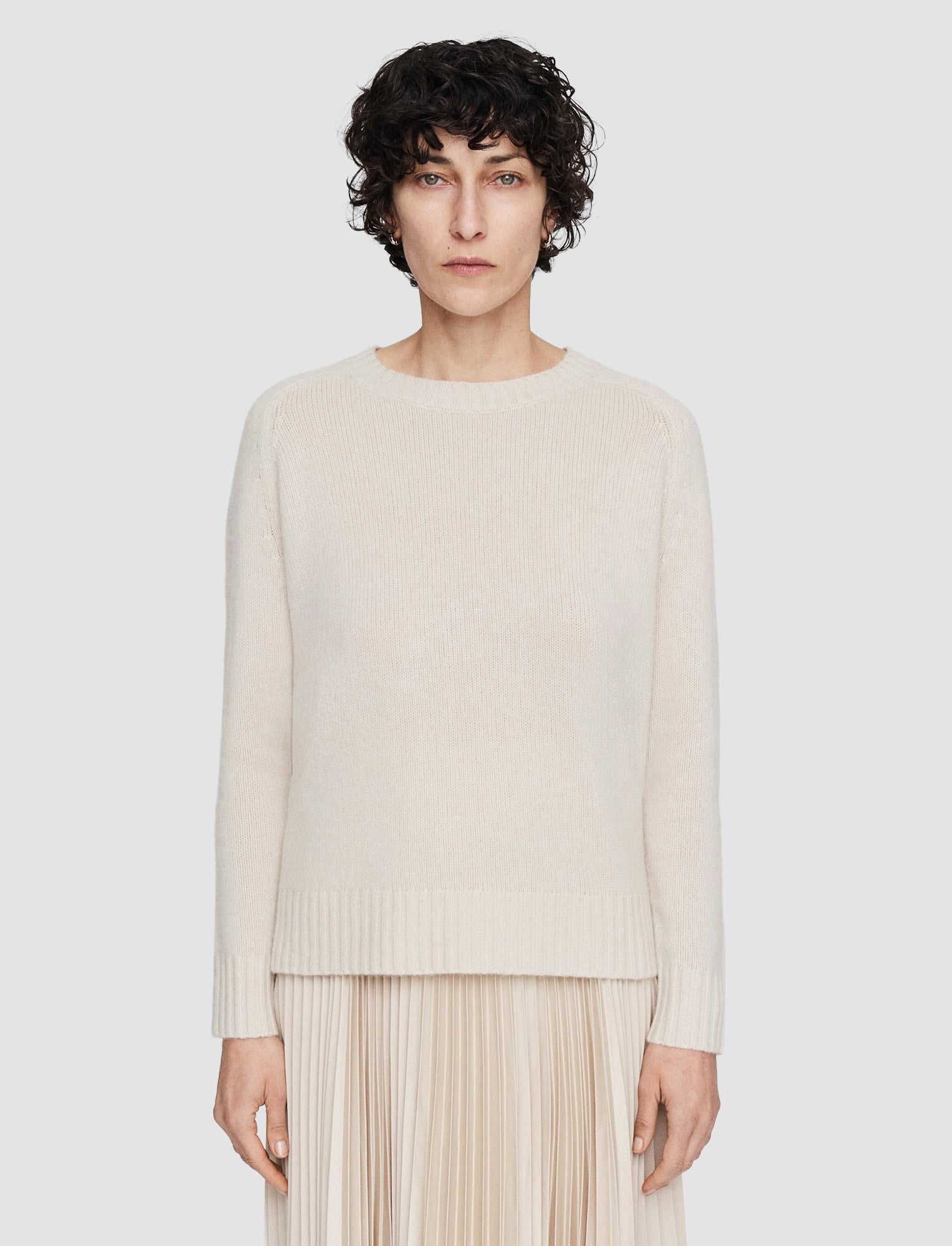 beige-pull-col-rond-en-cachemire-ajoure-JOSEPH