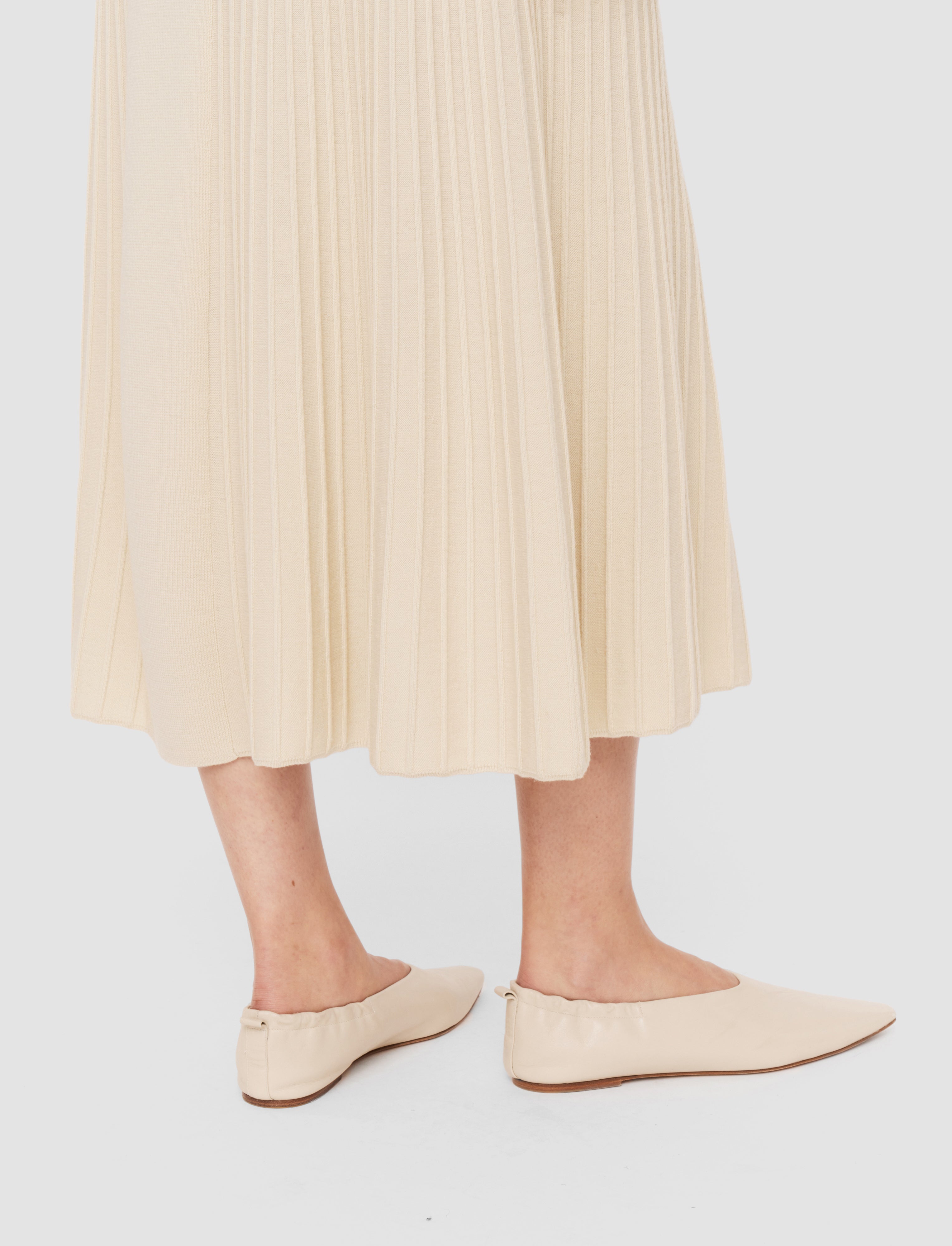 beige-robe-en-merinos-cotele-JOSEPH