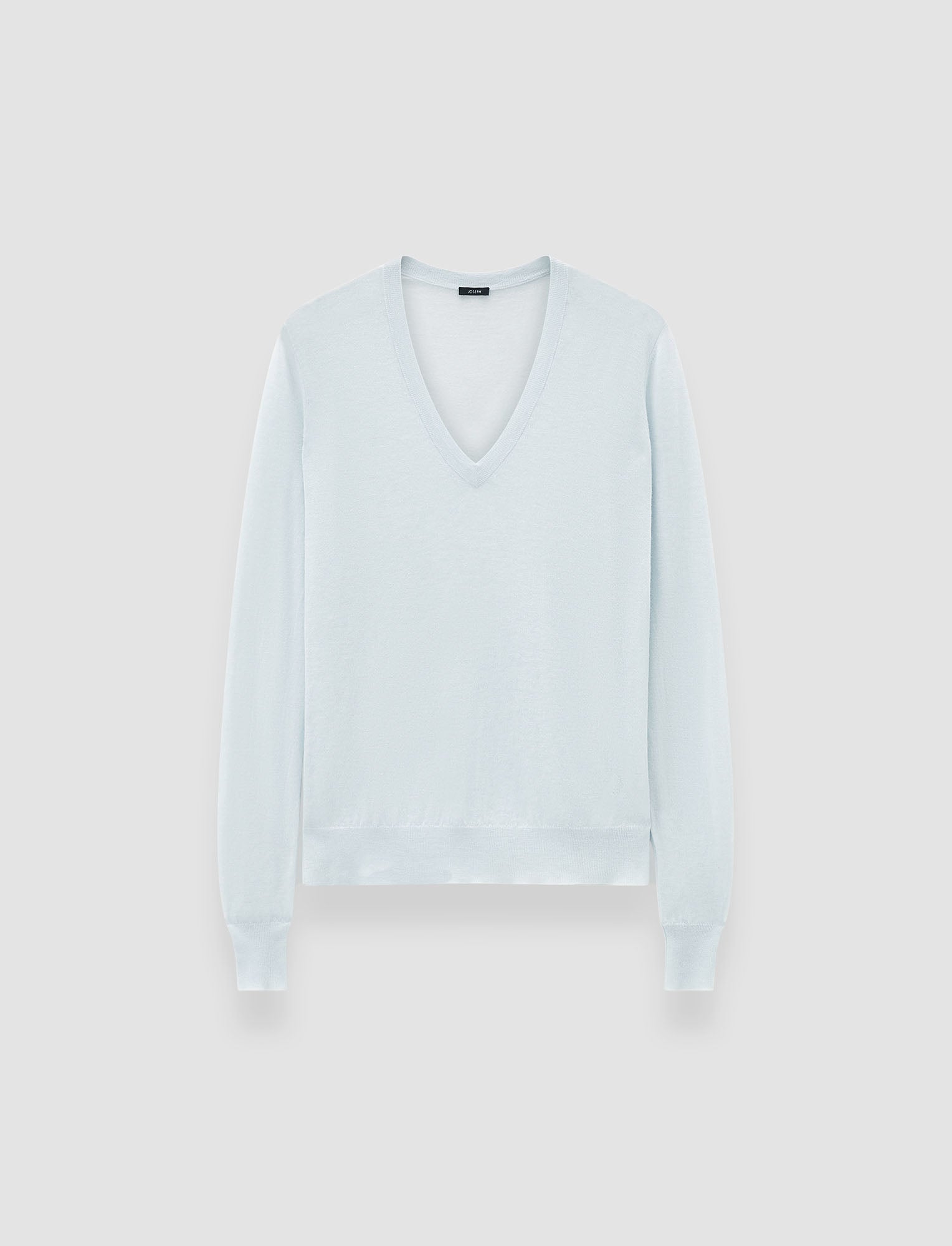 bleu-pull-col-v-en-cashair-JOSEPH