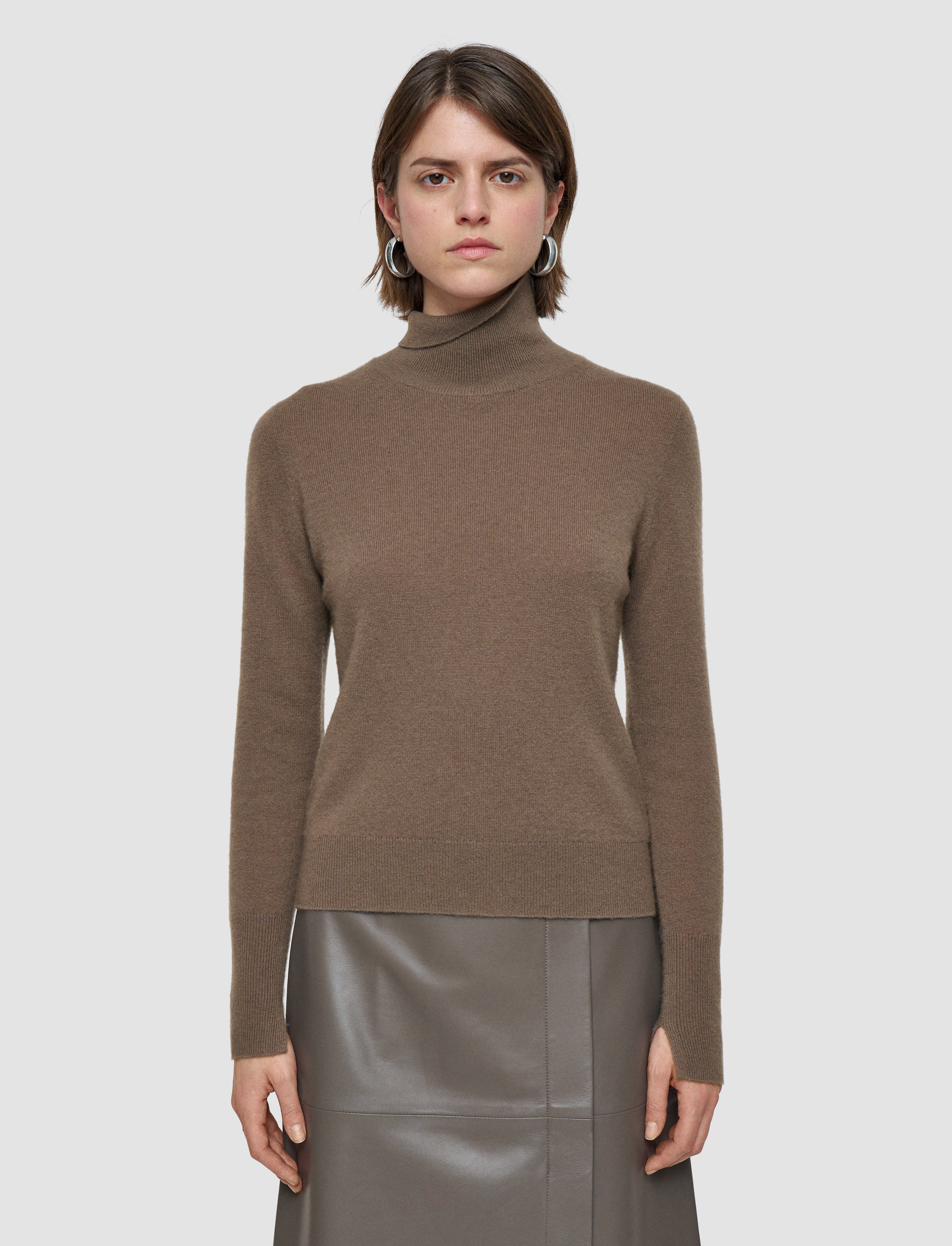 ブラウン-light-pure-cashmere-ハイネックジャンパー-JOSEPH
