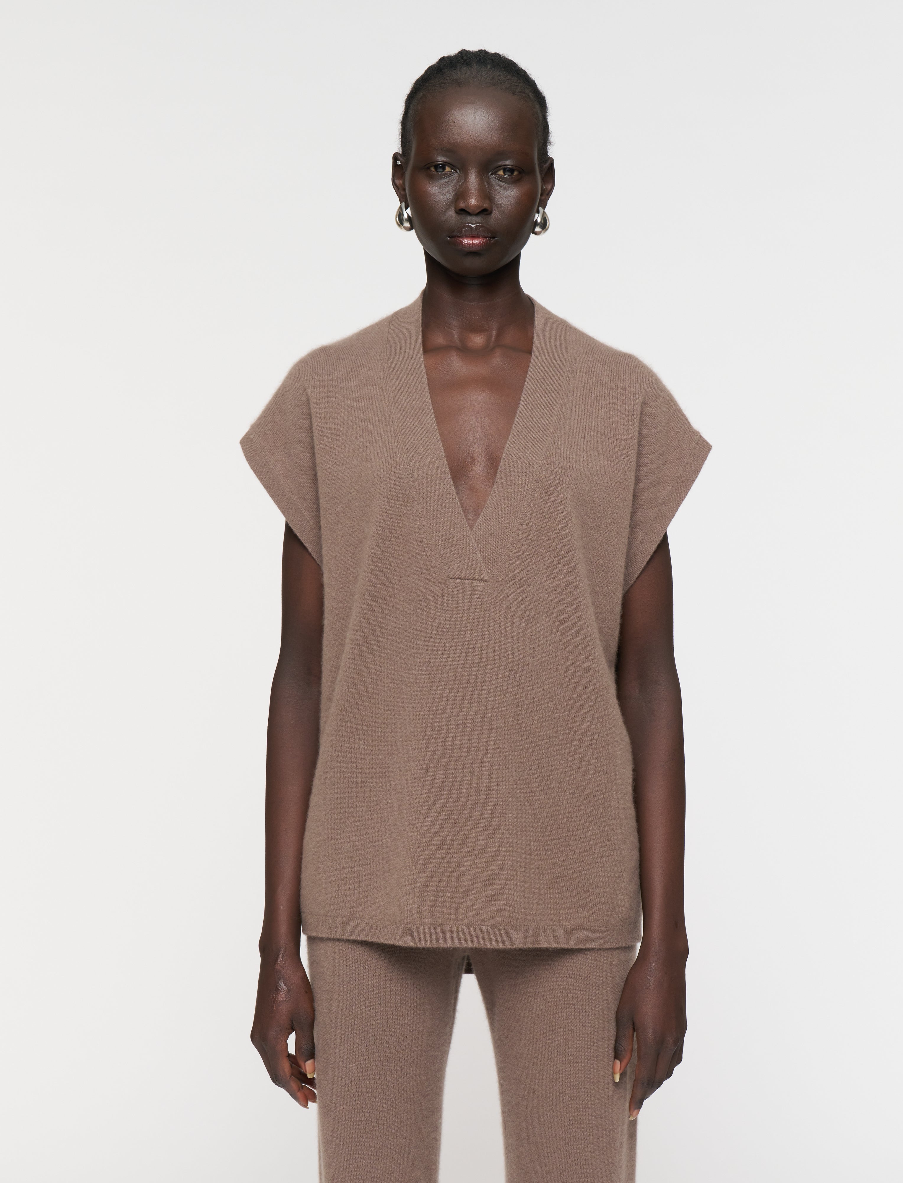 brown-light-pure-cashmere-vest-JOSEPH