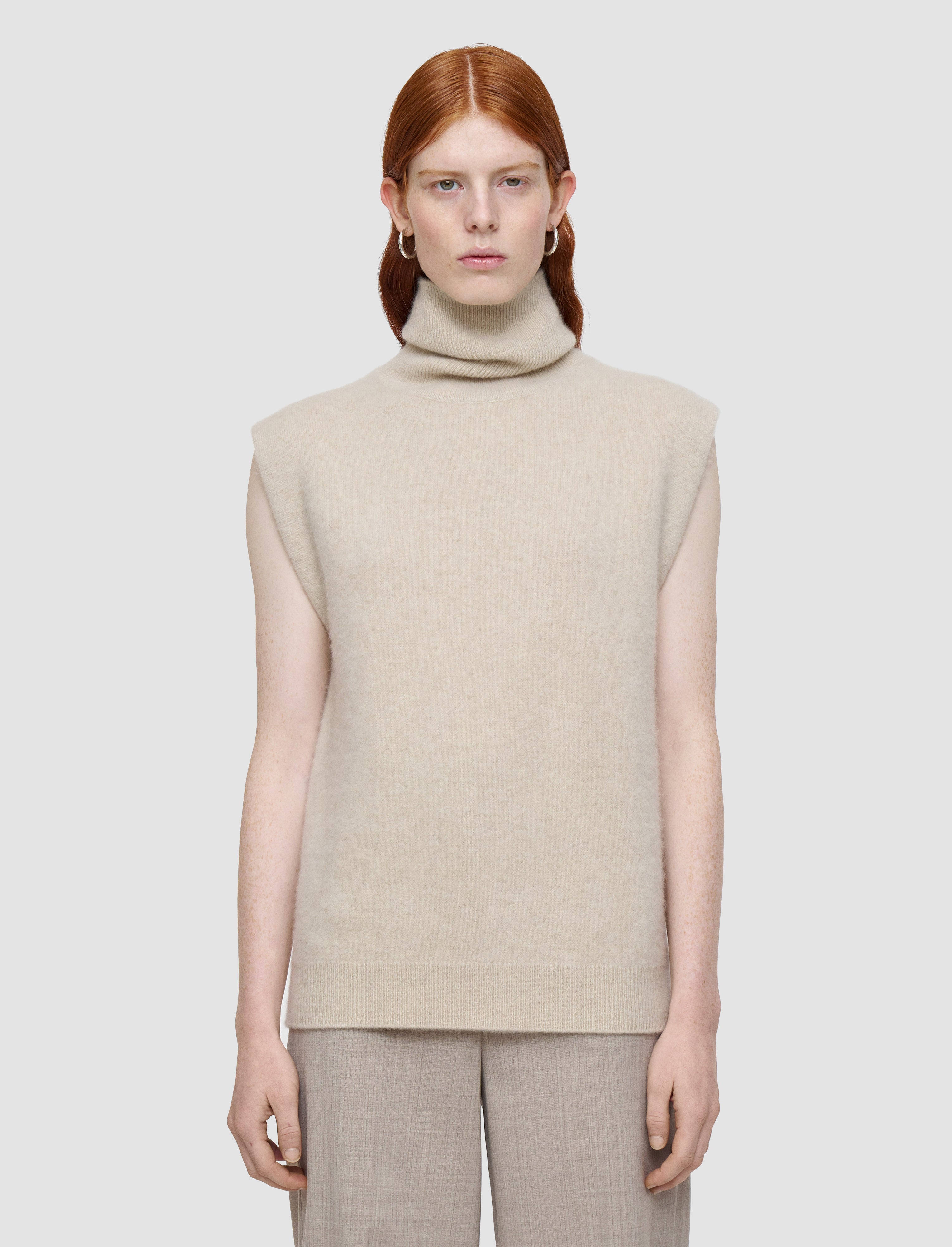 beige-gilet-en-cachemire-brosse-JOSEPH