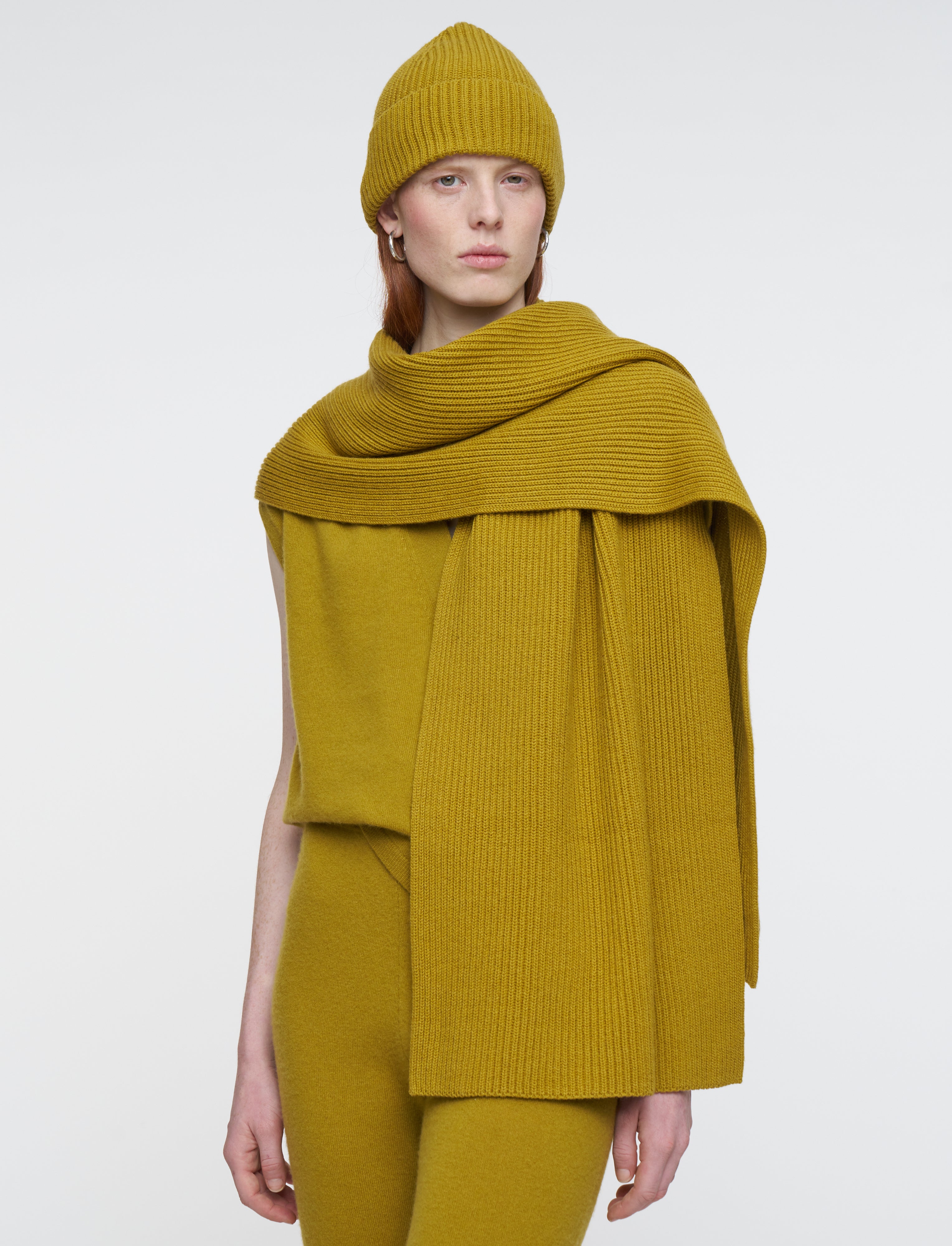 green-light-cardigan-stitch-hat-JOSEPH