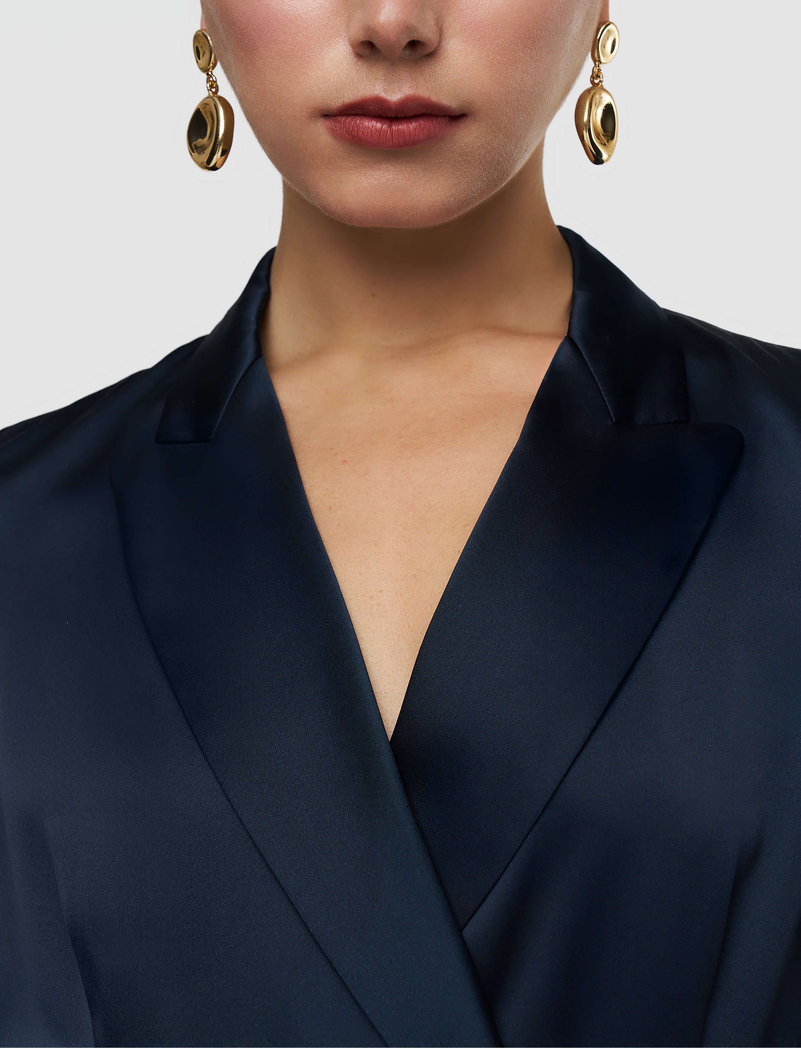 bleu-veste-archer-en-satin-de-soie-JOSEPH