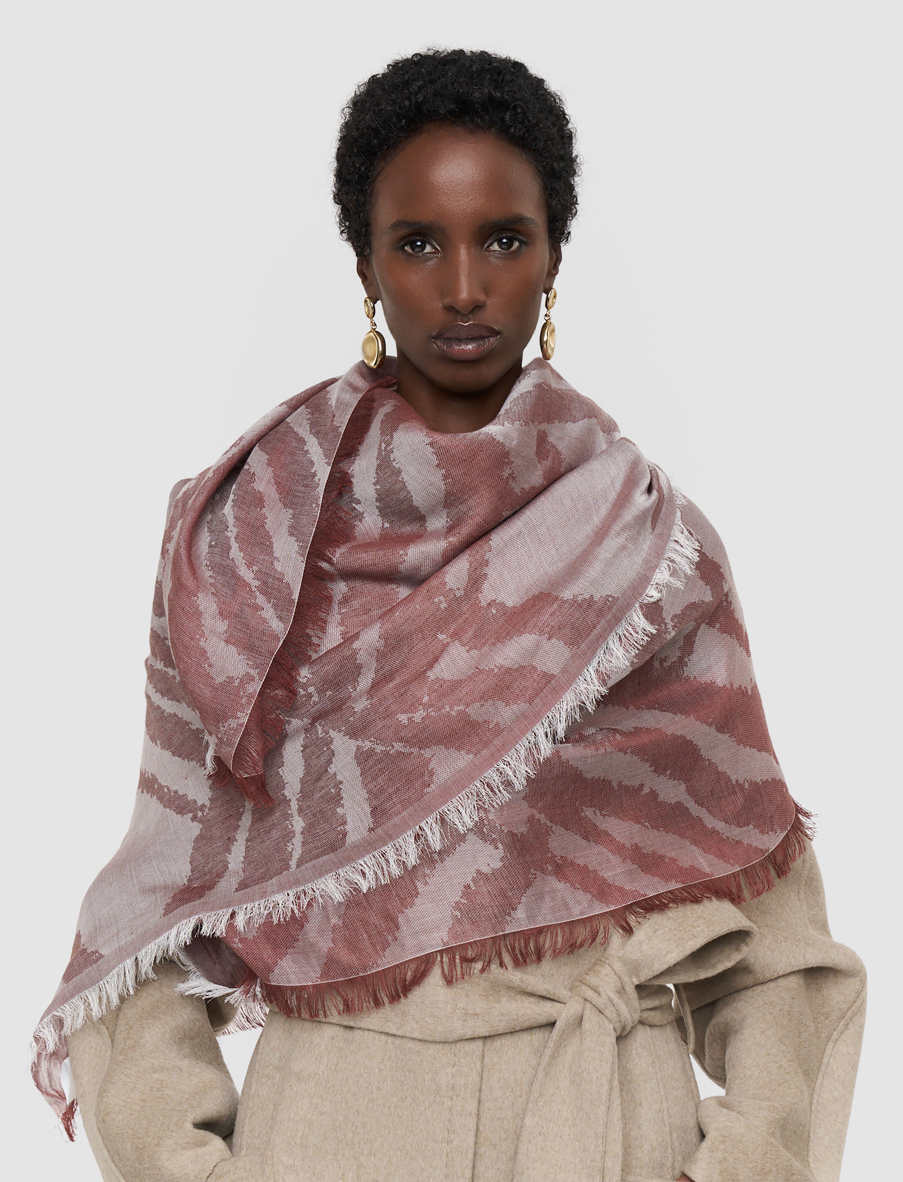 white-azalea-wool-cashmere-scarf-JOSEPH