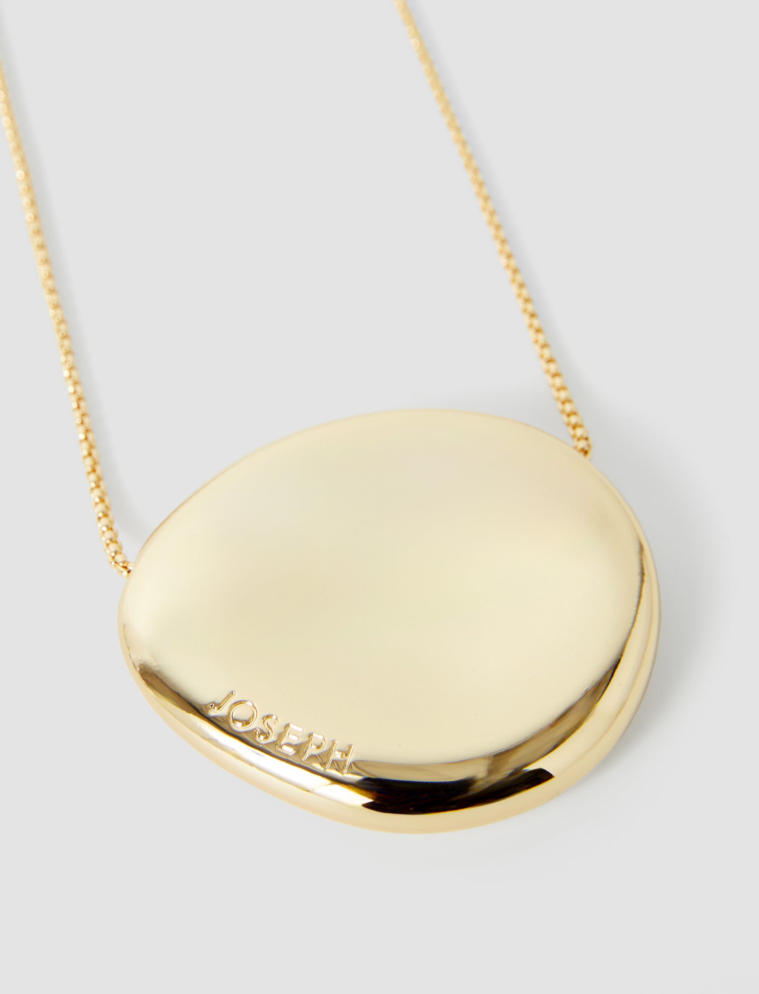 gold-collier-pendentif-bean-JOSEPH