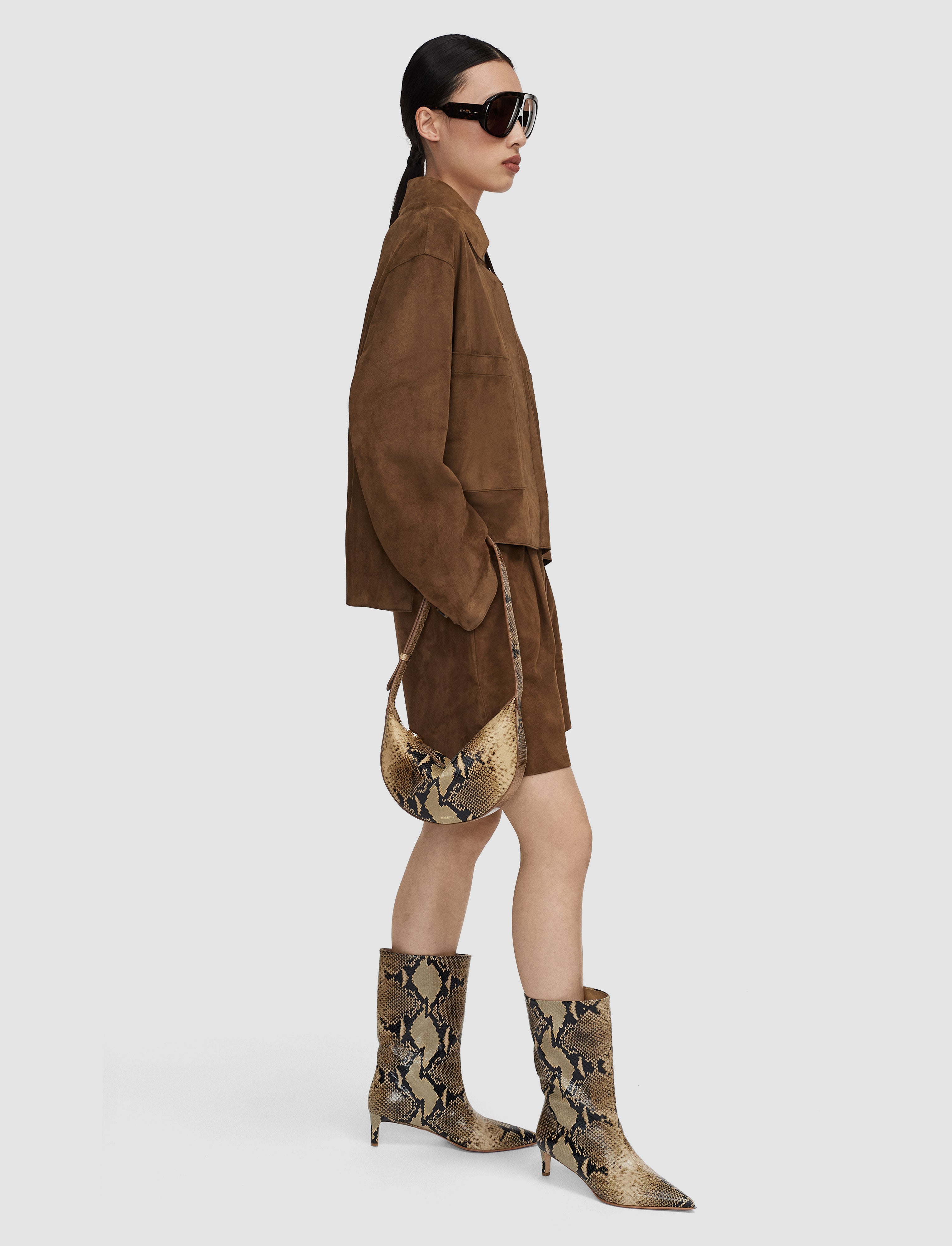 marron-sac-bean-en-cuir-effet-serpent-JOSEPH
