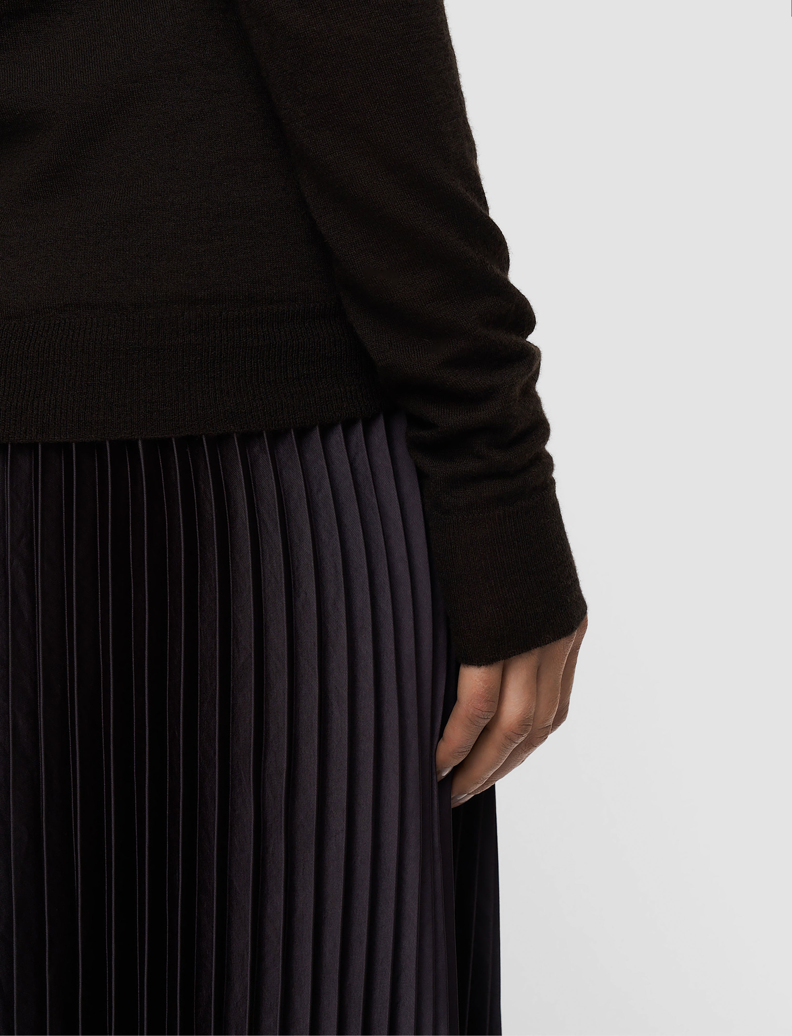 marron-pull-col-rond-en-cashair-JOSEPH