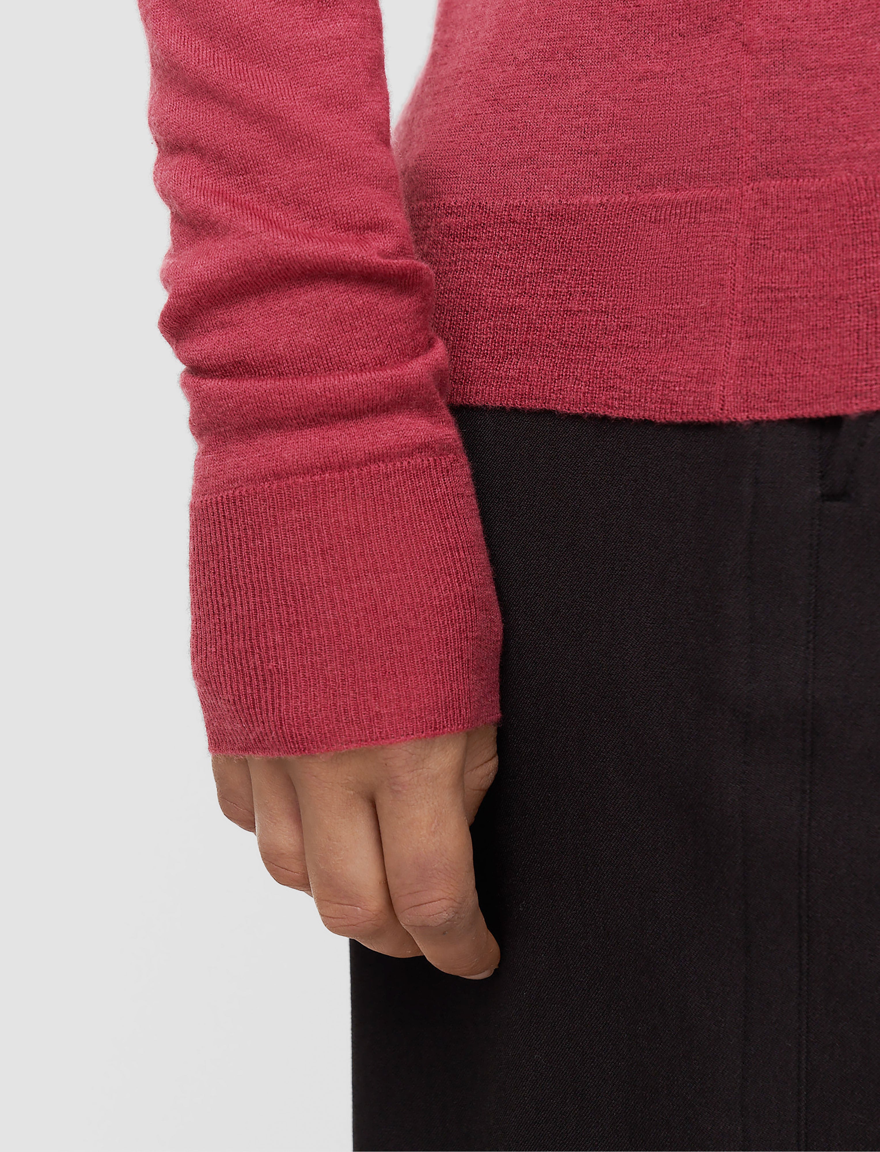 rose-pull-col-v-en-cashair-JOSEPH