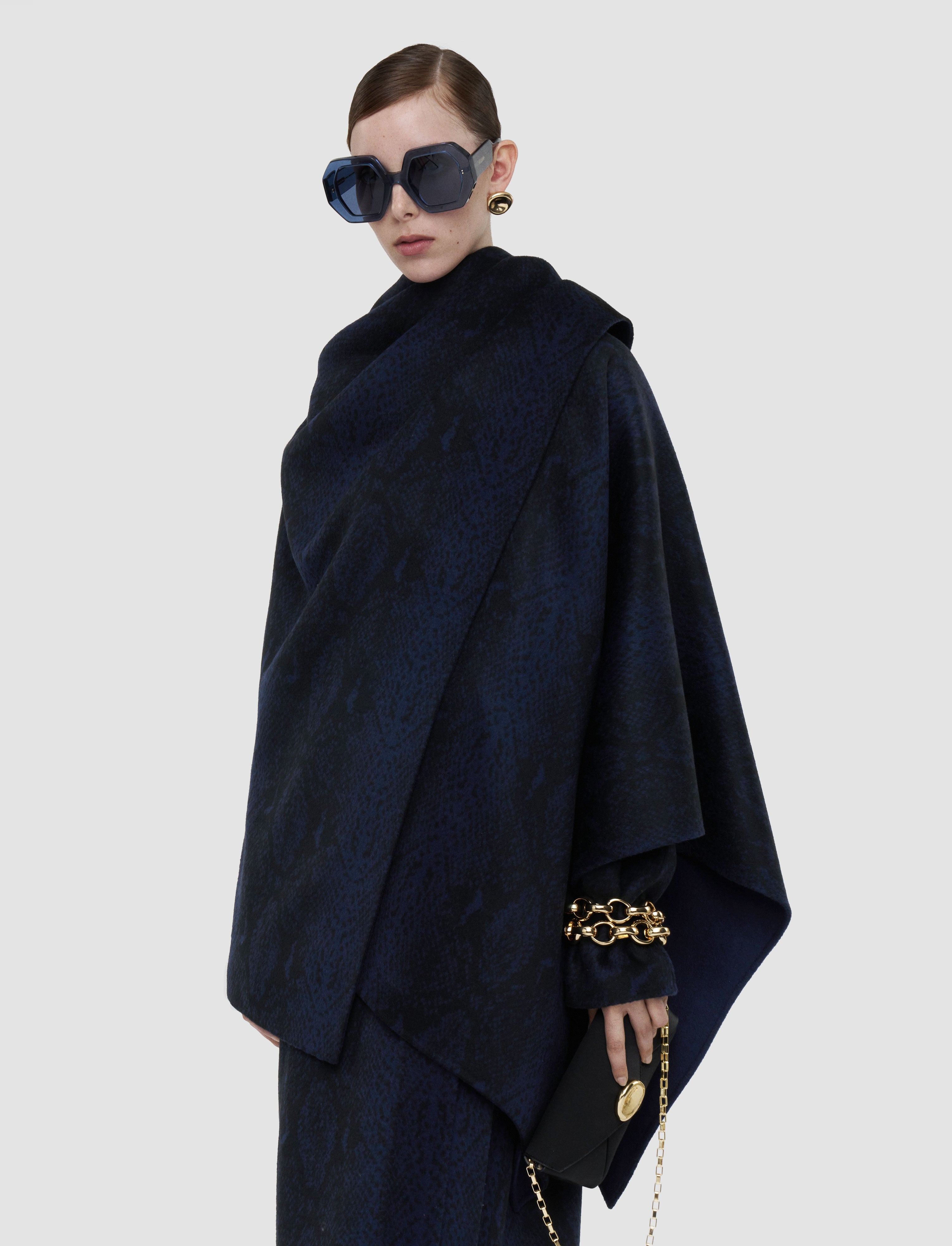 bleu-cape-cassidy-a-double-face-en-jacquard-serpent-JOSEPH