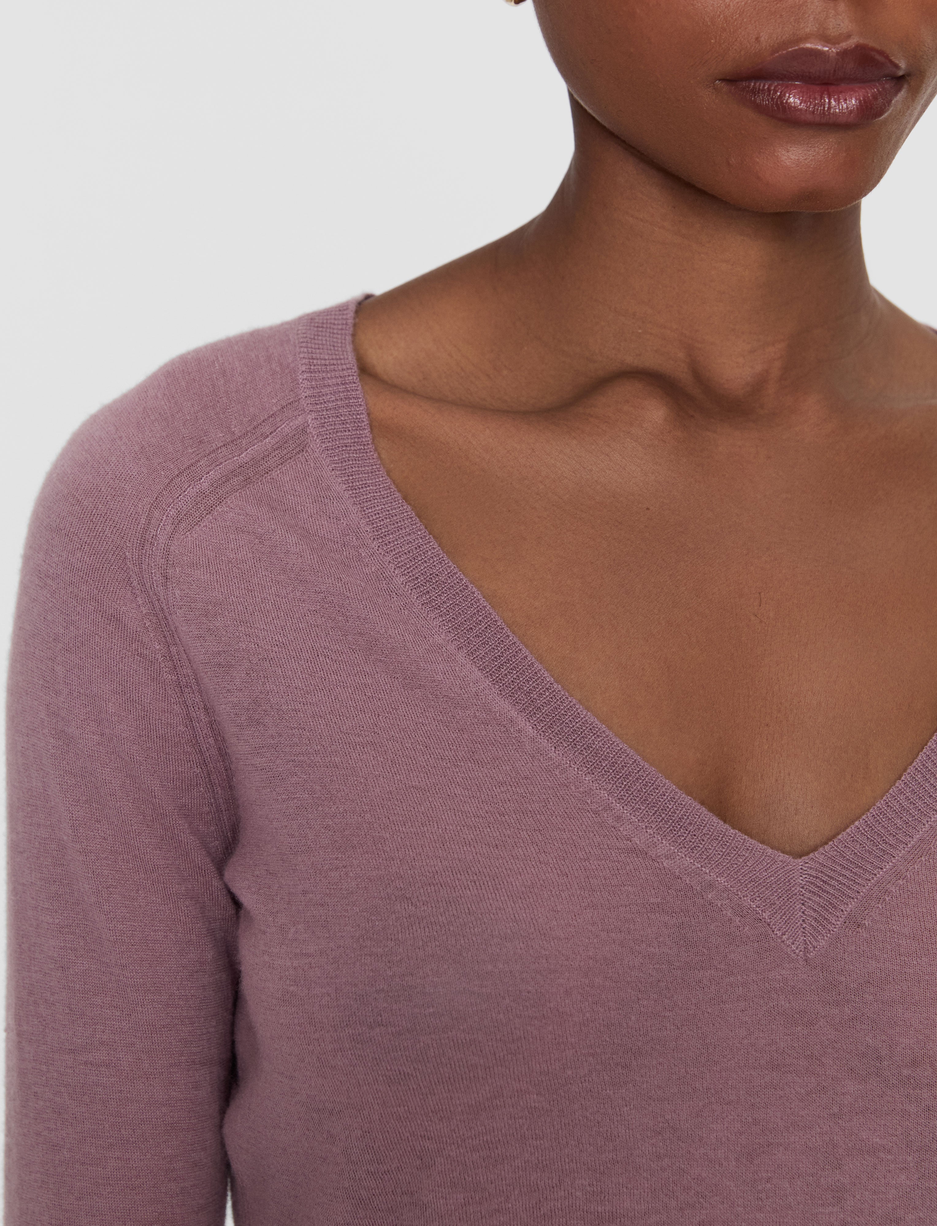 violet-pull-col-v-cetus-en-cashair-JOSEPH