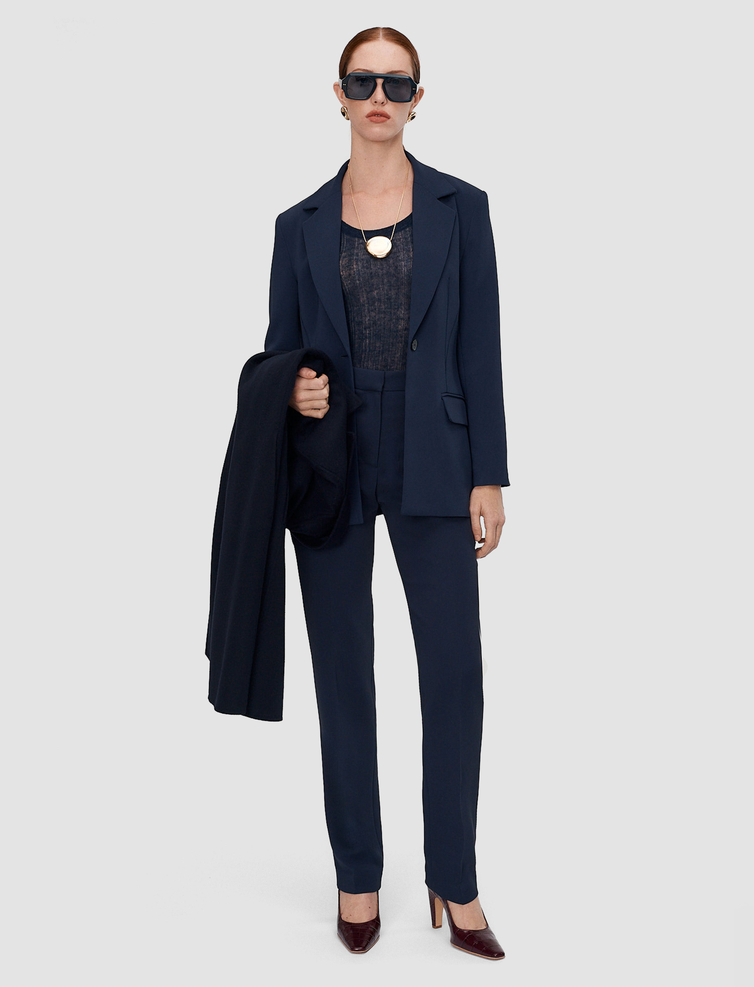 ウィメンズラグジュアリースーツ・テーラードジャケット＆トラウザーズ