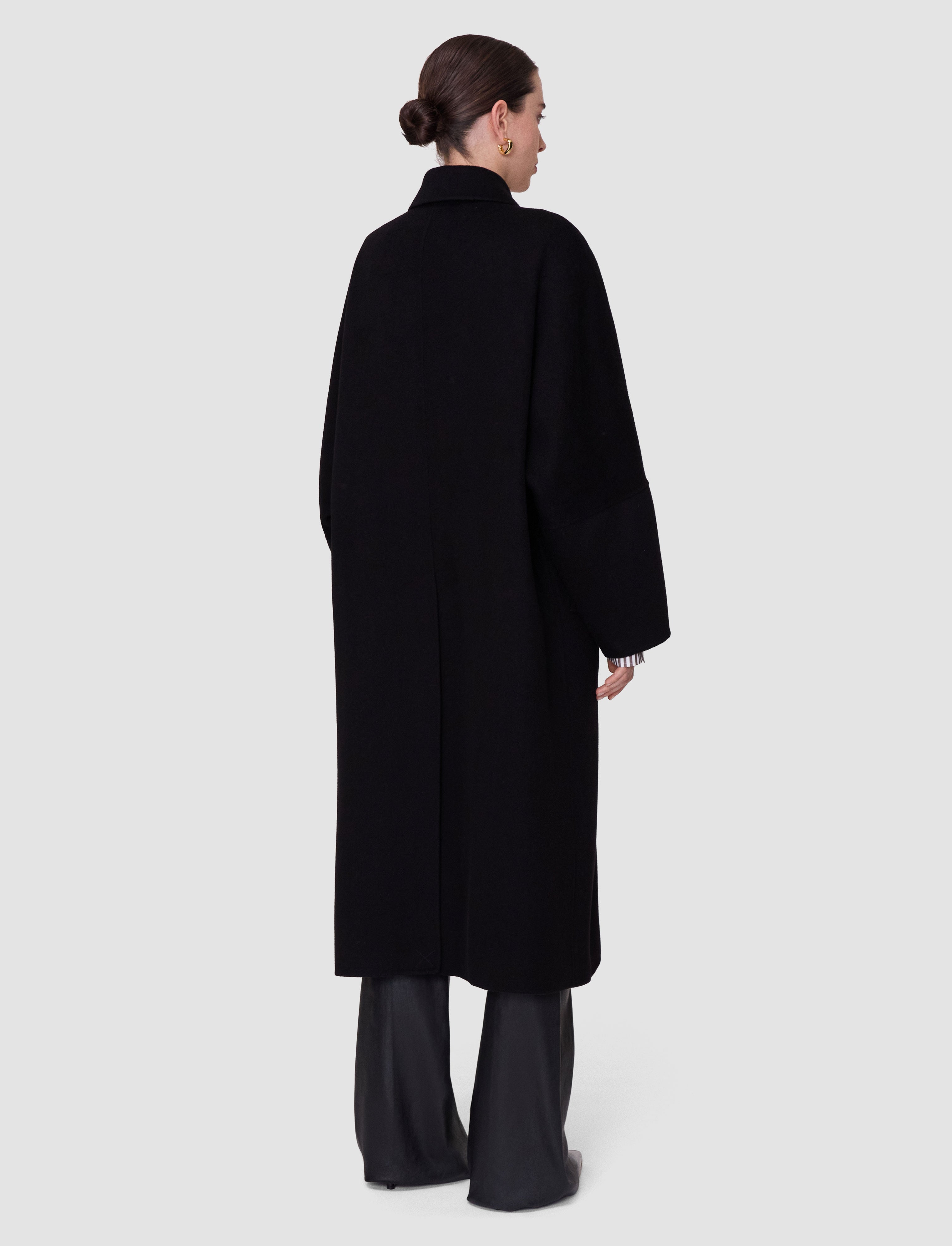 noir-manteau-donna-en-cachemire-double-face-JOSEPH
