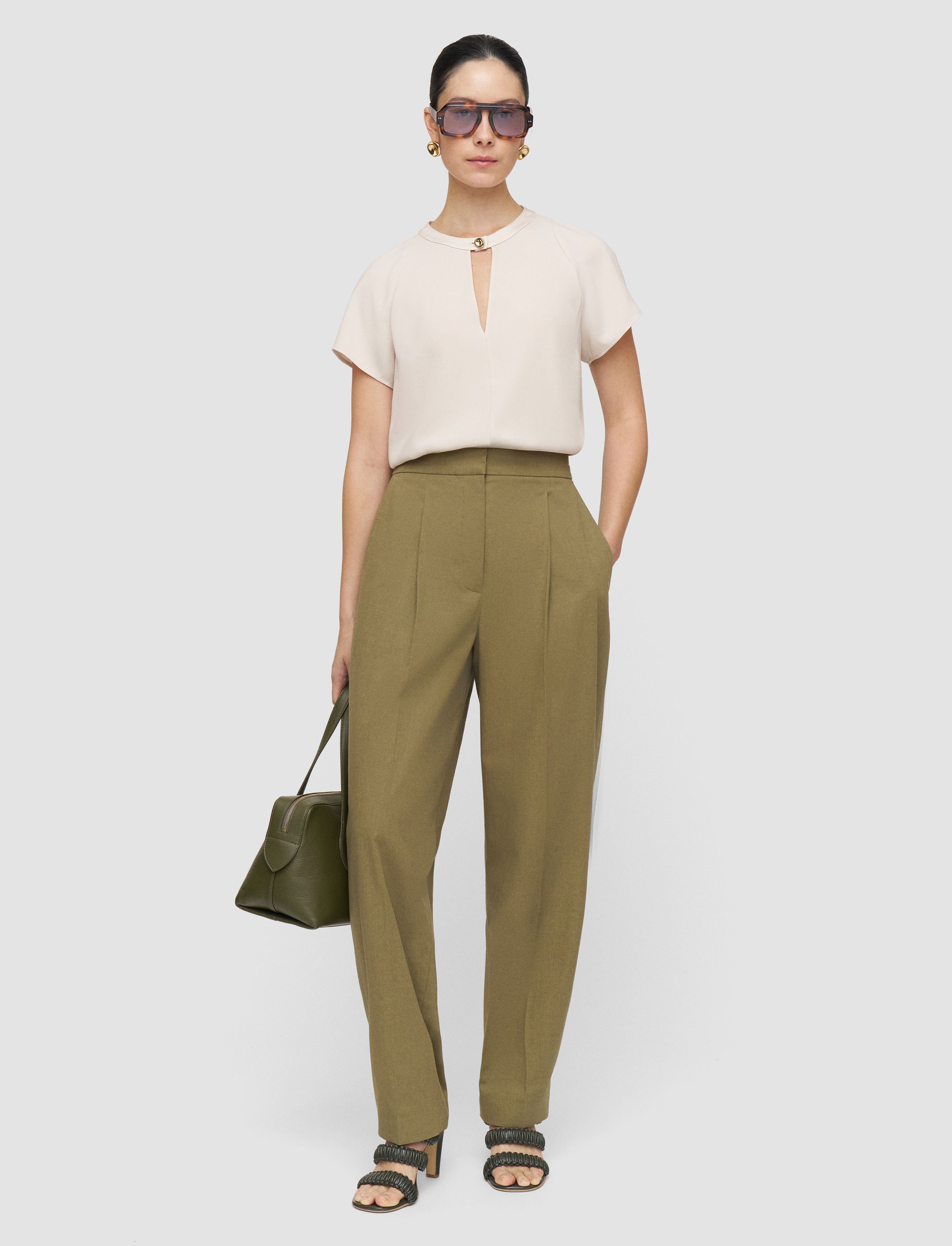 ベージュ-donna-crepe-トップス-JOSEPH