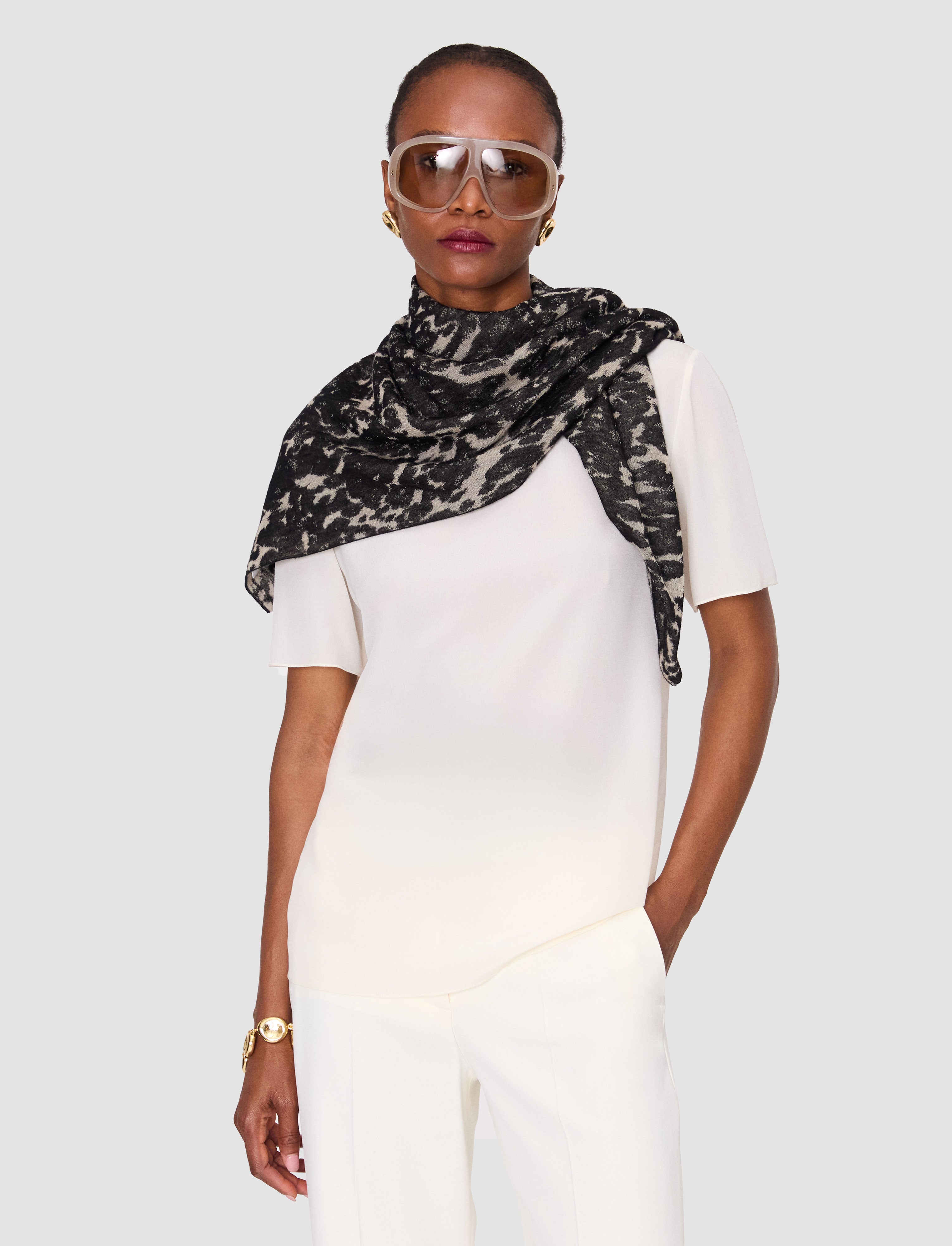 multicolore-echarpe-ezra-en-jacquard-cashair-JOSEPH