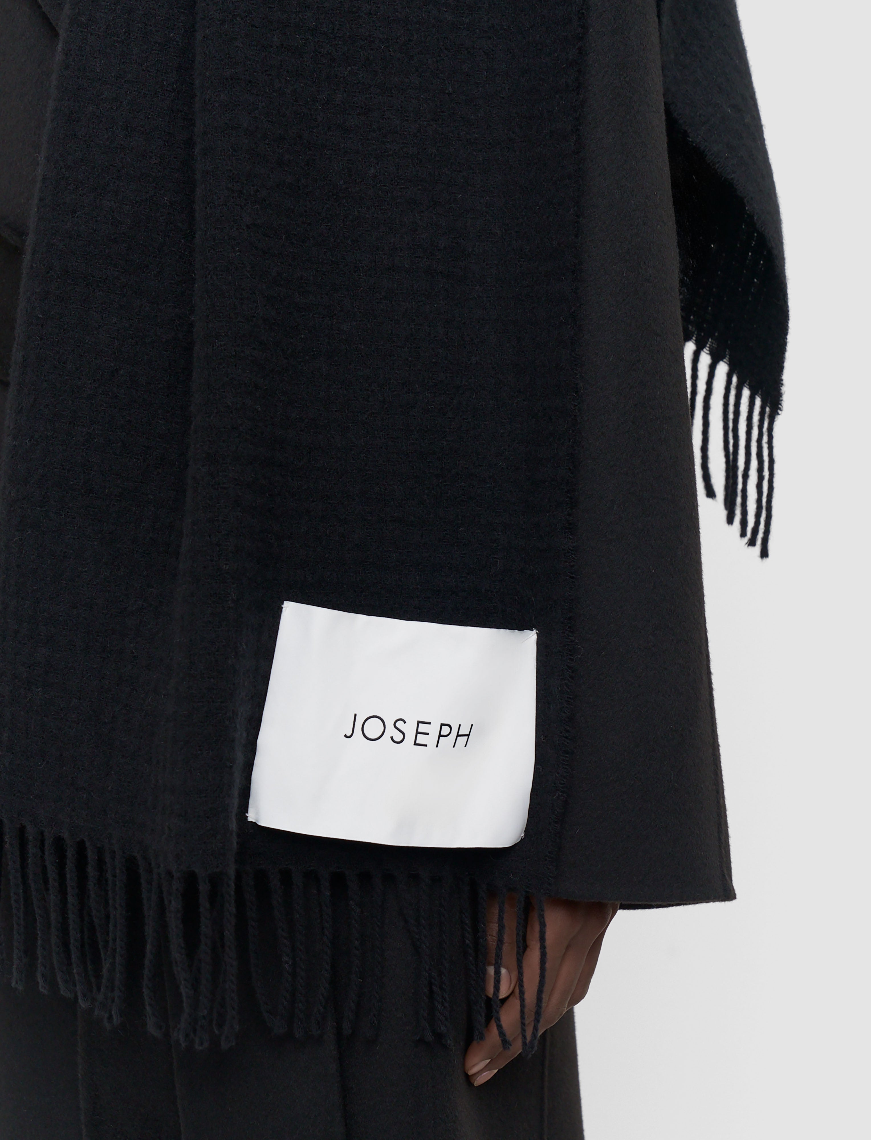 black-flora-waffle-wool-scarf-JOSEPH