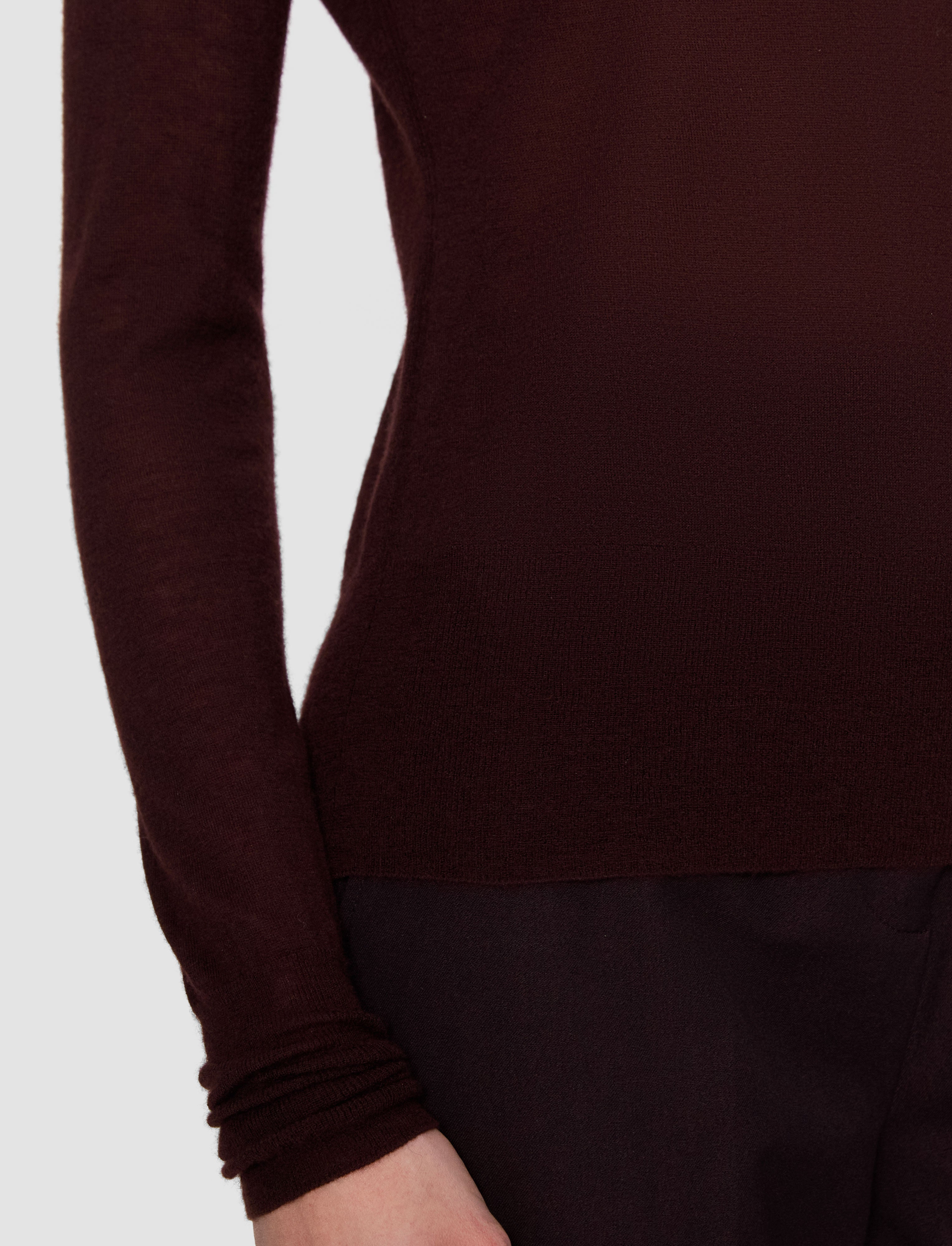 violet-pull-geras-en-cashair-JOSEPH