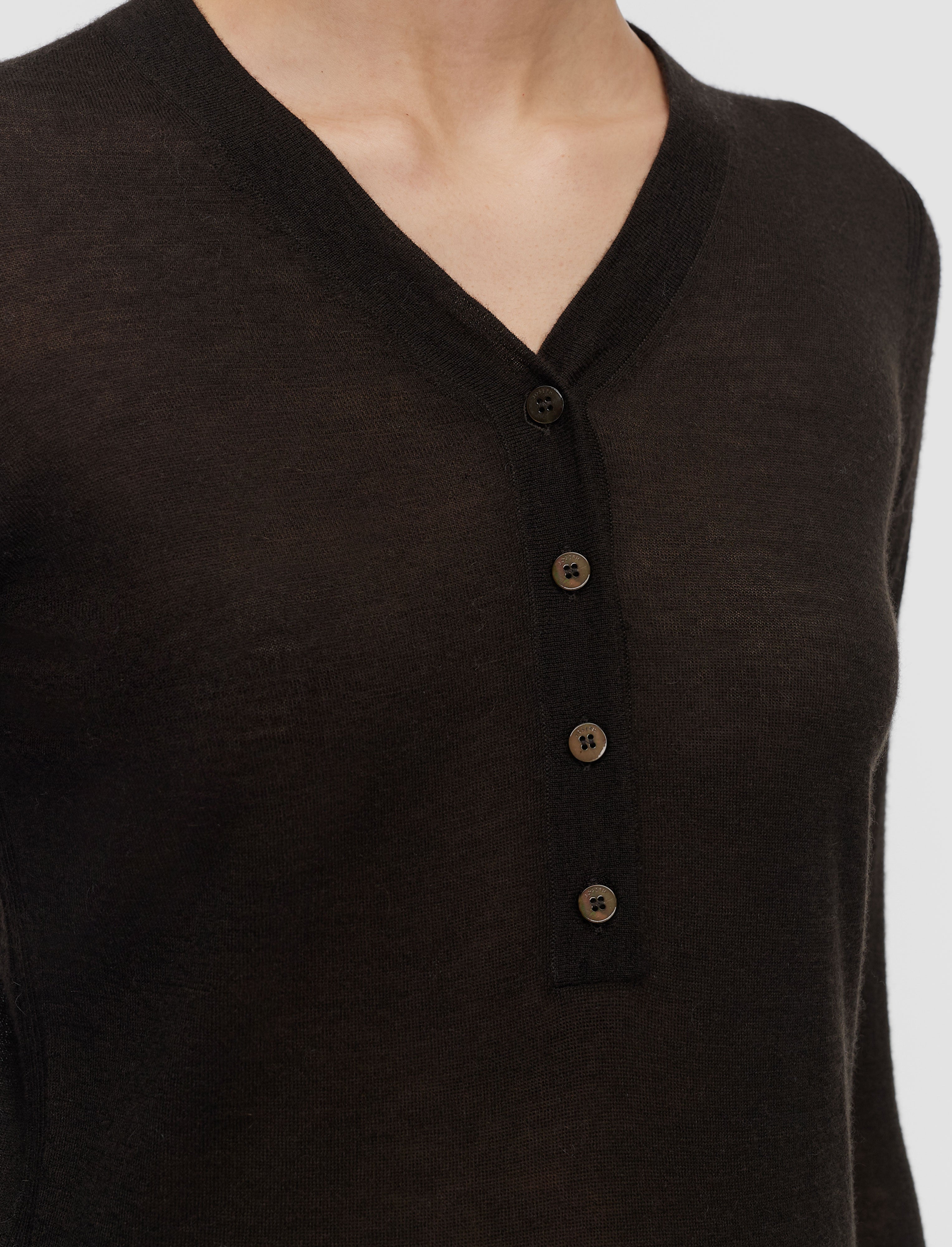 marron-pull-henley-gillies-en-cashair-JOSEPH