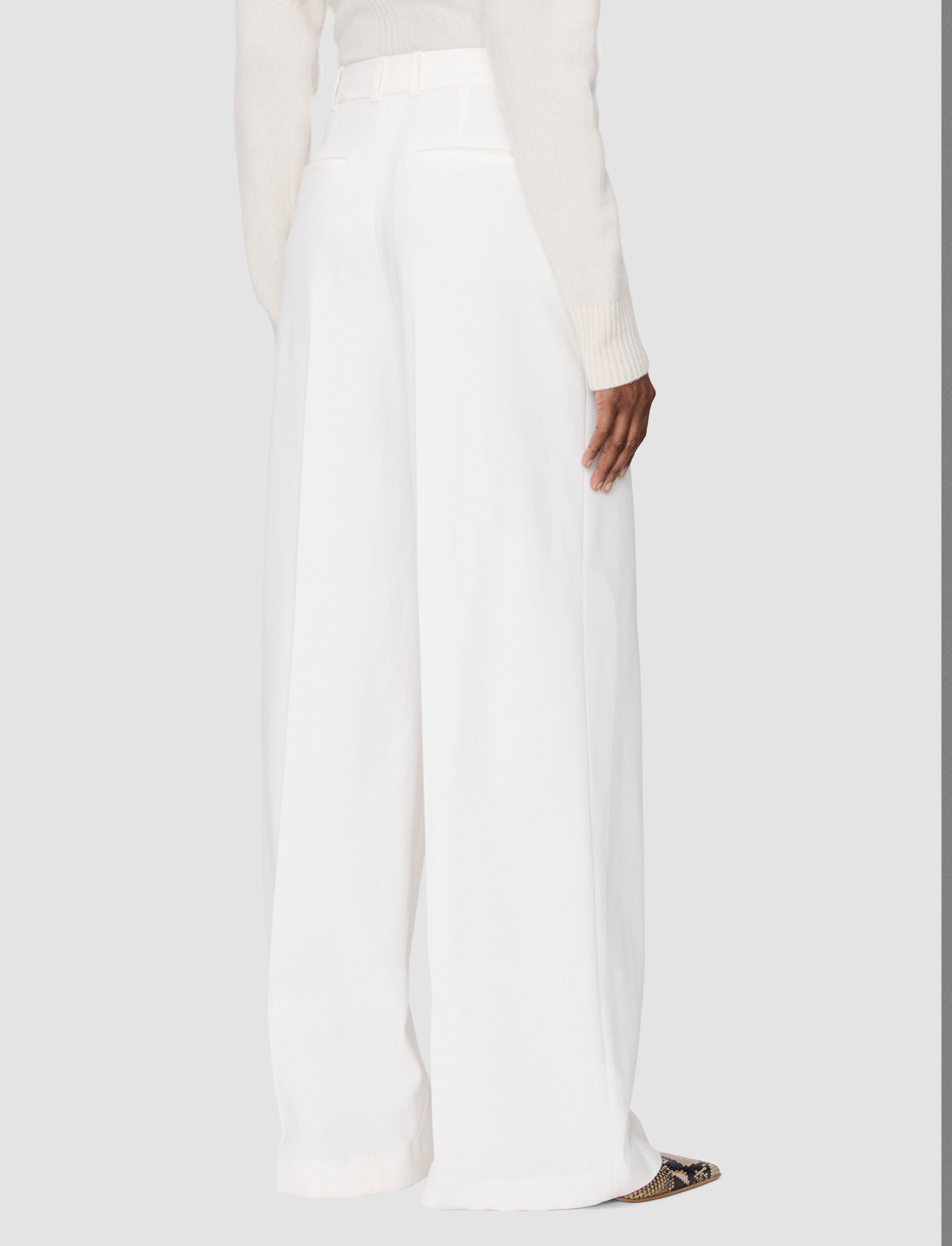 blanc-pantalon-hawley-en-tailoring-stretch-JOSEPH