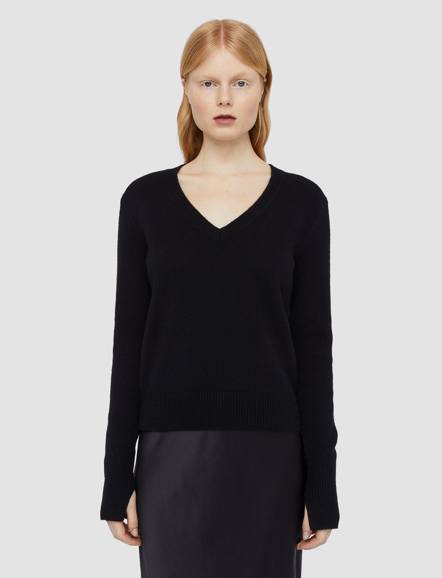 black-pure-cashmere-v-neck-jumper-JOSEPH