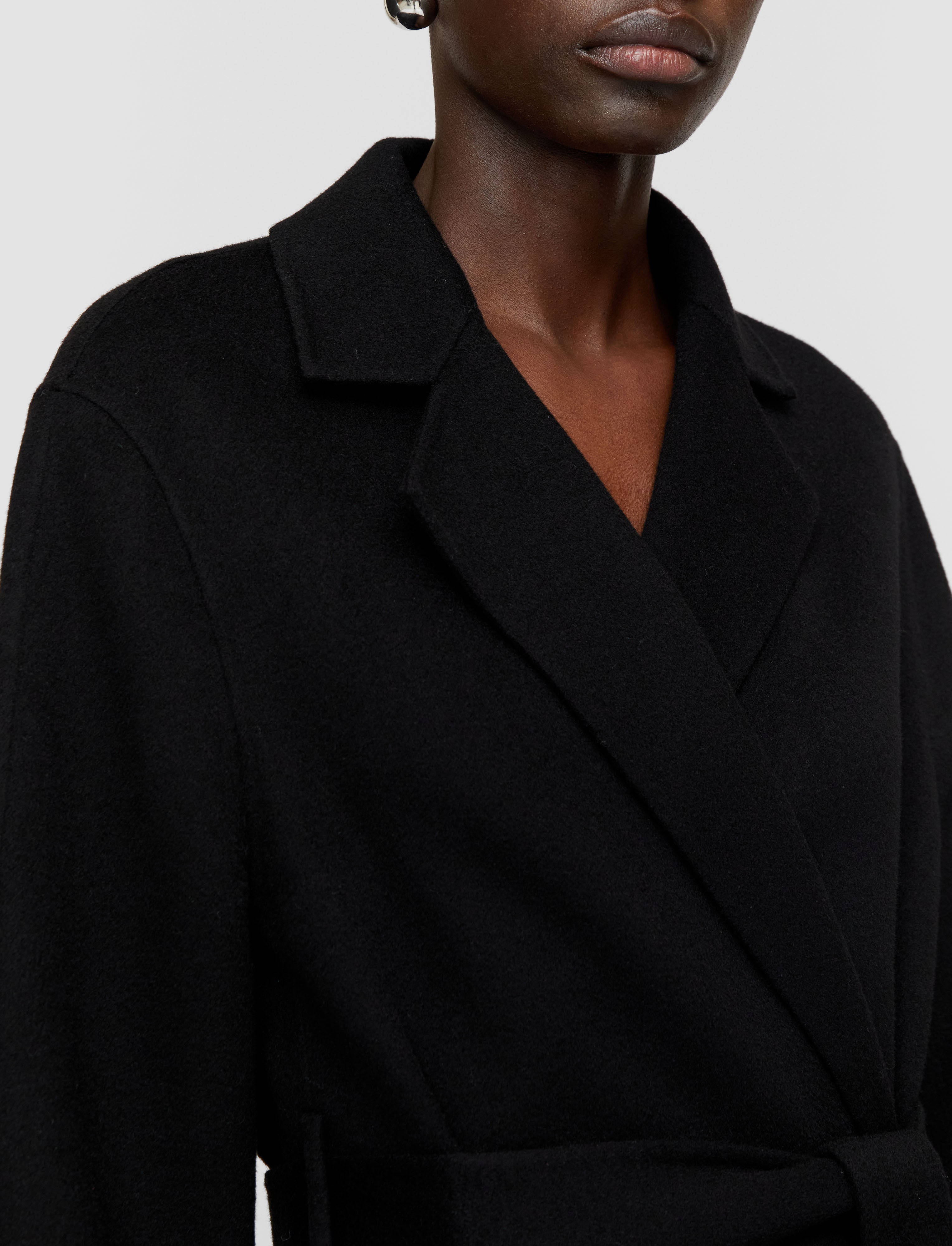 noir-manteau-long-cenda-en-cachemire-double-face-JOSEPH