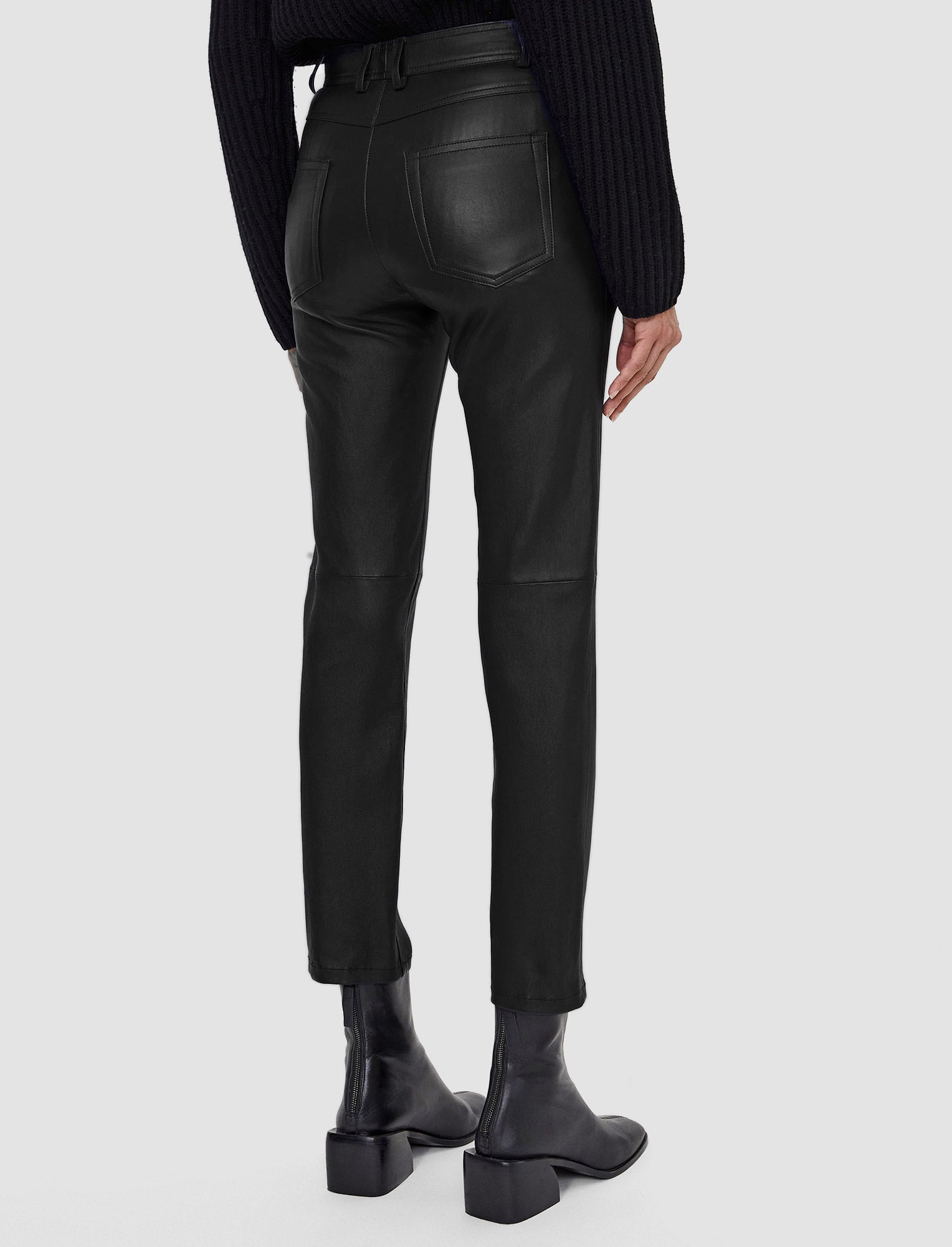 noir-pantalon-teddy-en-cuir-stretch-JOSEPH