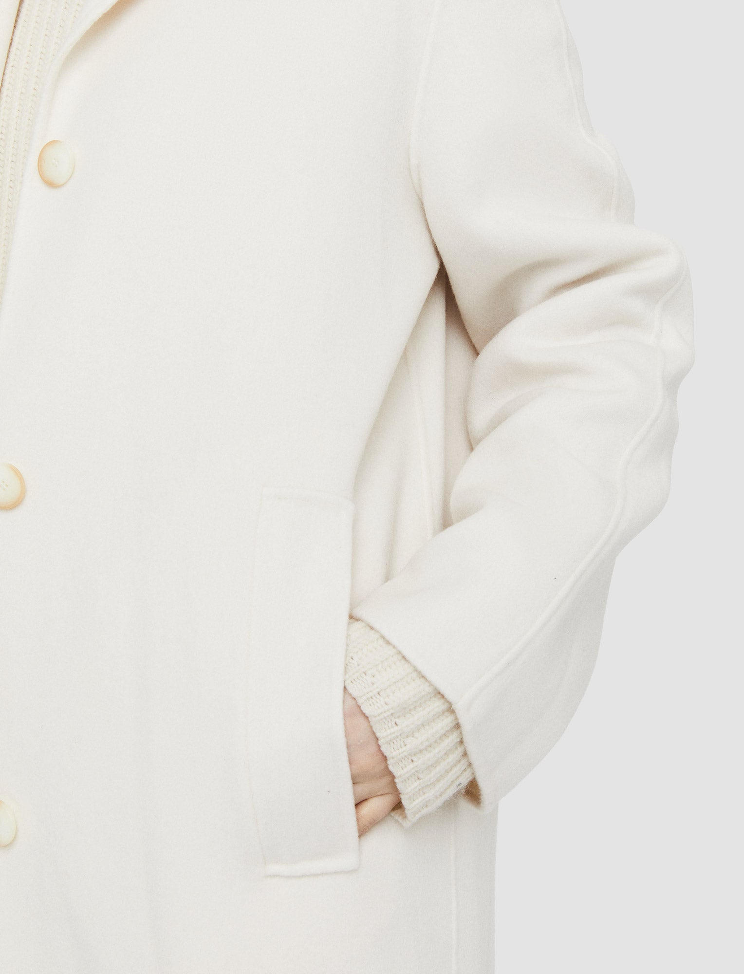 blanc-manteau-caia-en-cachemire-double-face-JOSEPH