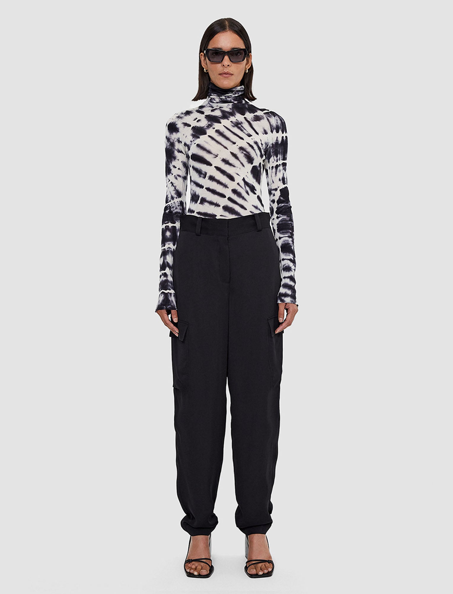 black-lightweight-viscose-treveris-trousers-JOSEPH